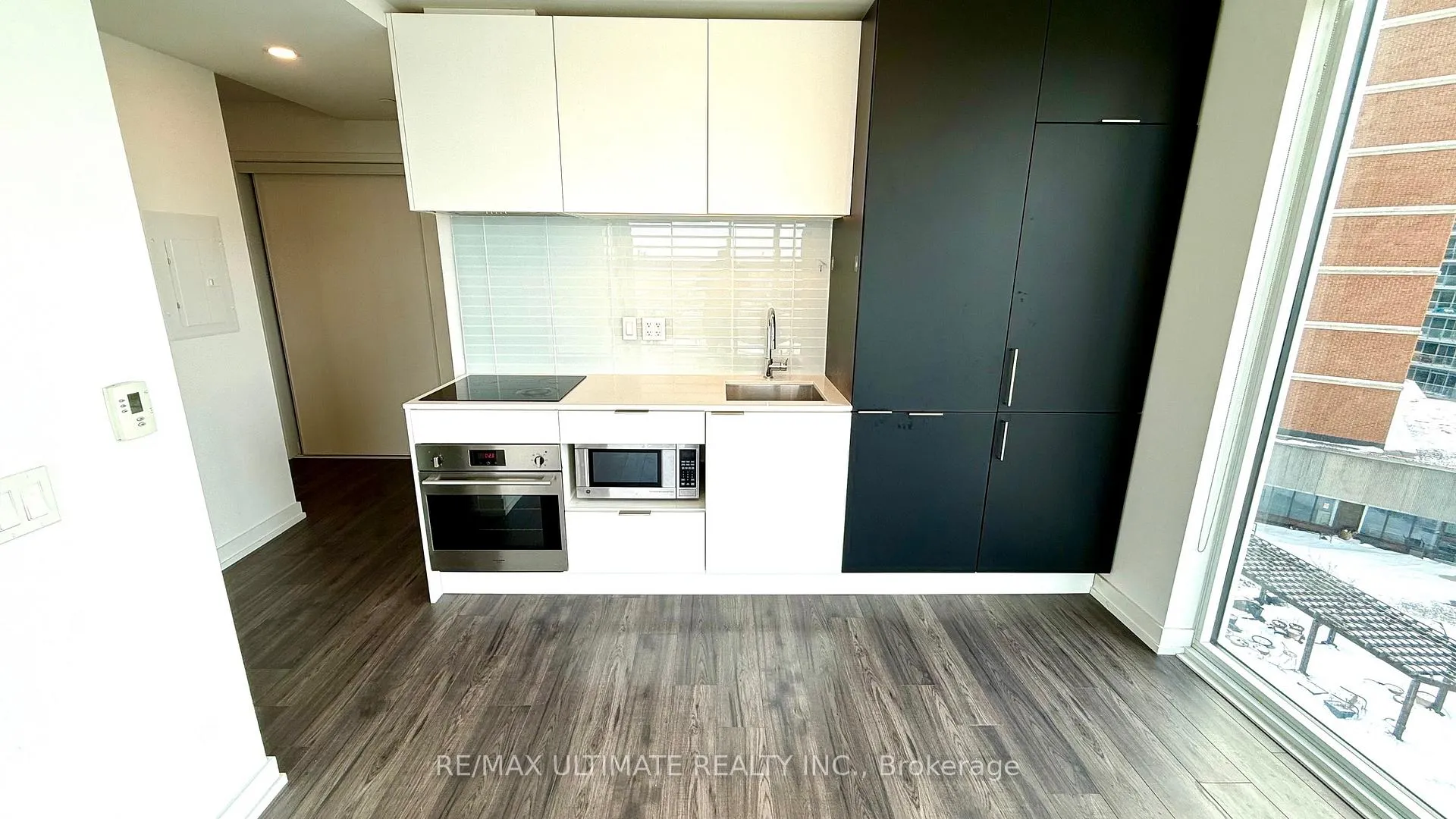 Photo 15 of Unit 620, 33 Helendale Avenue, Toronto, Yonge-Eglinton — HOMEH
