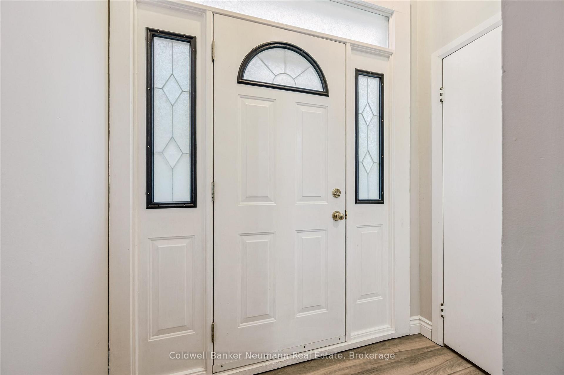Photo 3 of 127 Avon Road, Kitchener — HOMEH