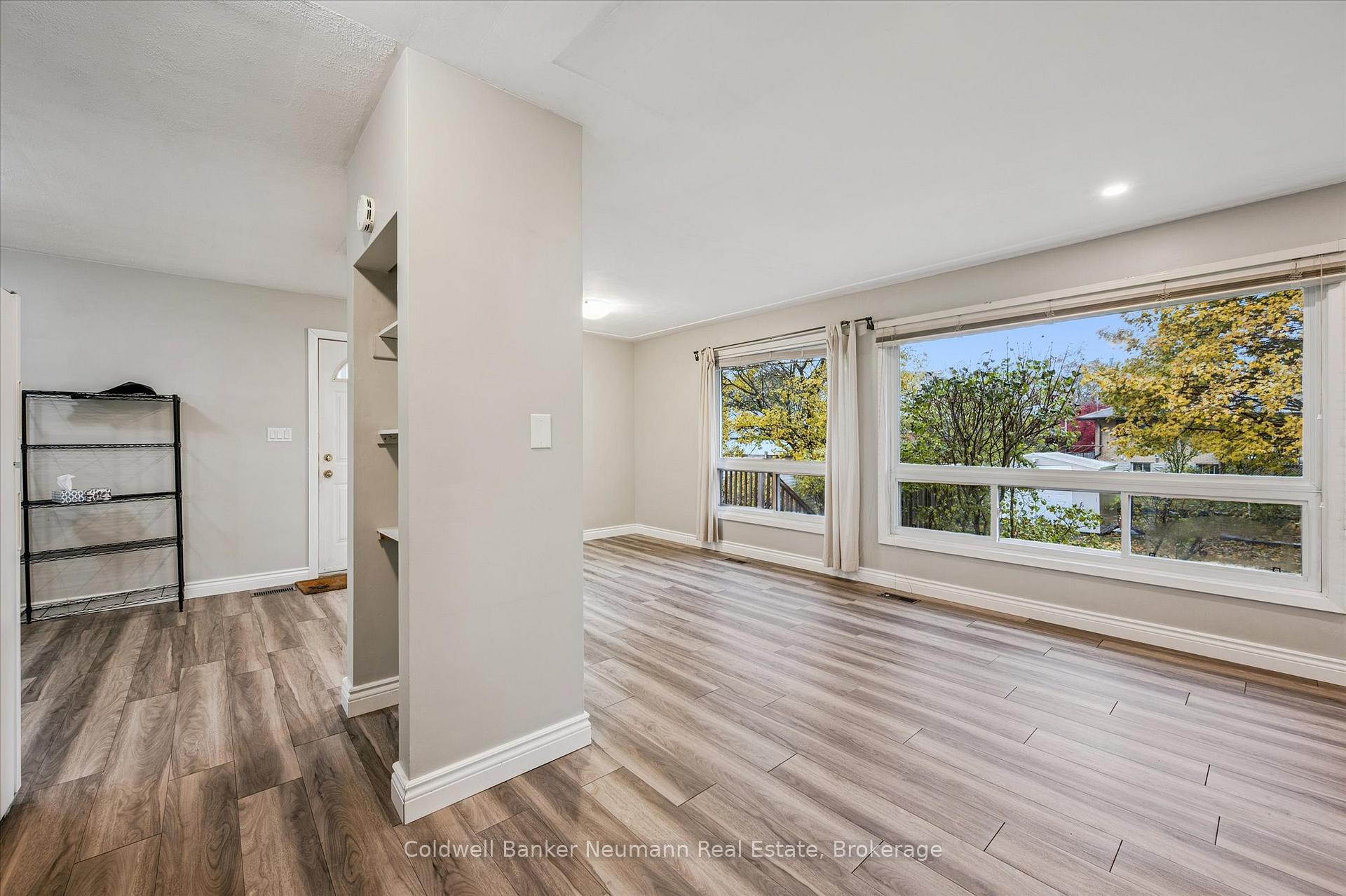 Photo 10 of 127 Avon Road, Kitchener — HOMEH