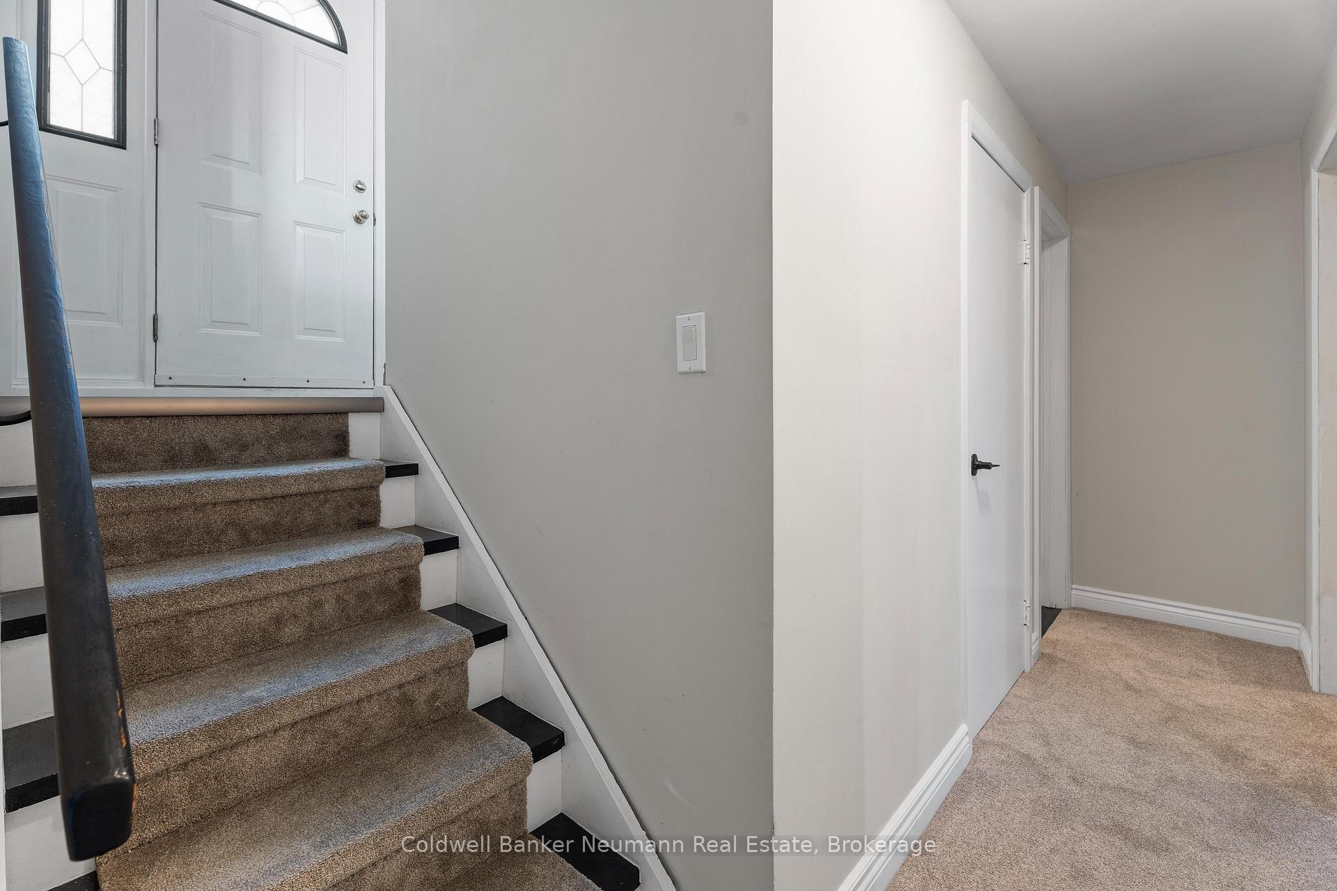 Photo 11 of 127 Avon Road, Kitchener — HOMEH