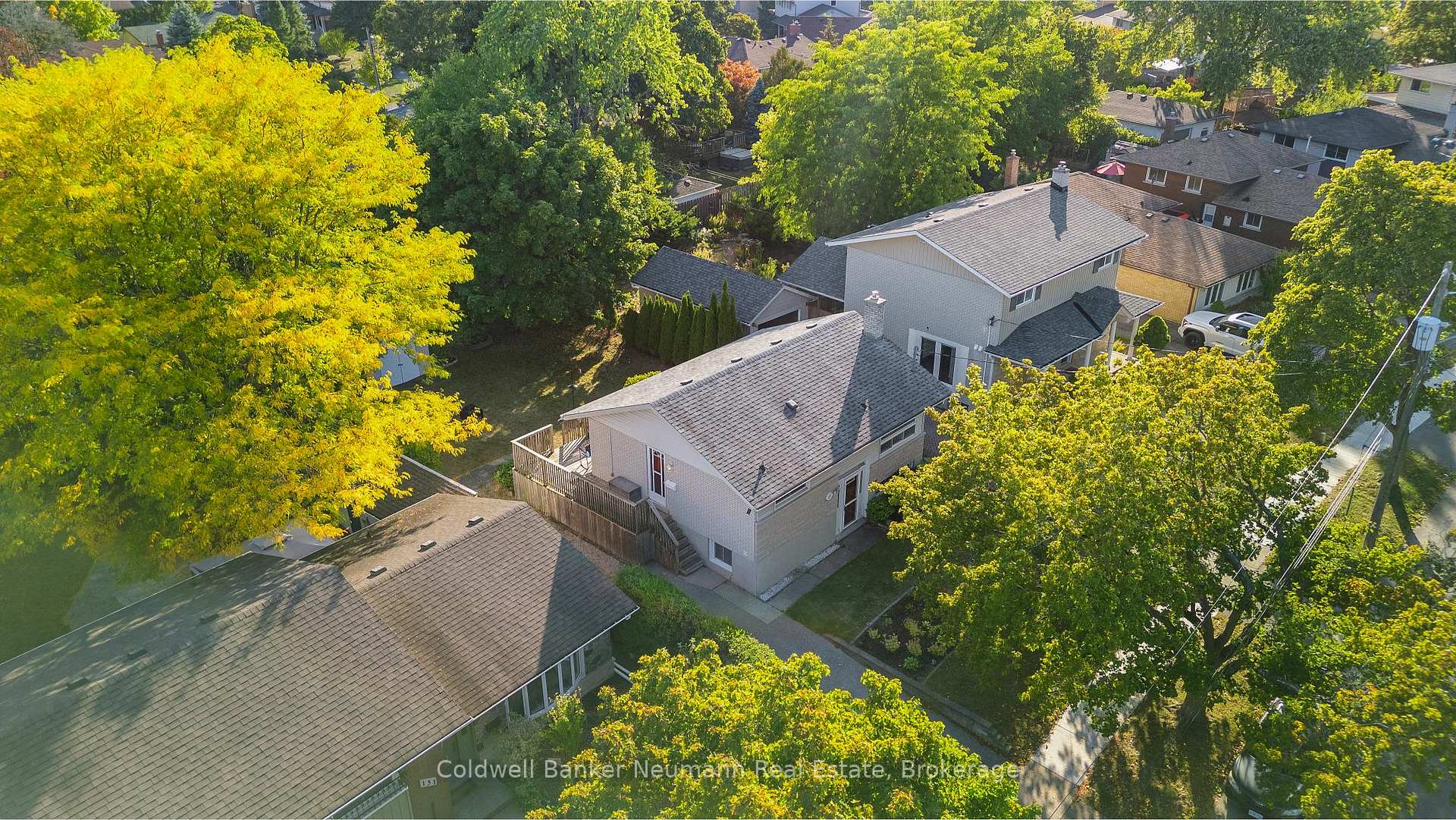 Photo 38 of 127 Avon Road, Kitchener — HOMEH