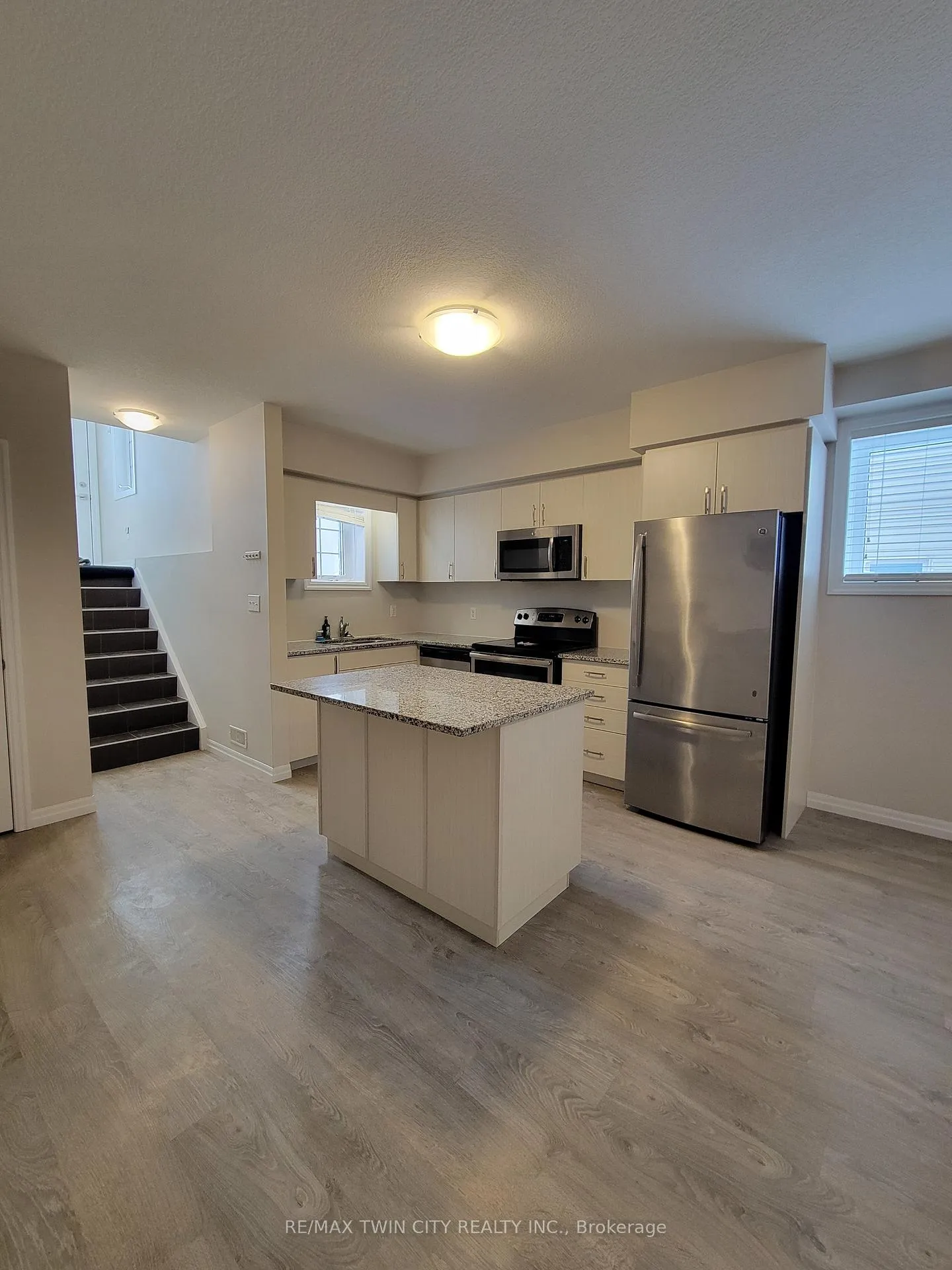 Photo 2 of Unit 18A, 388 Old Huron Road, Waterloo — HOMEH