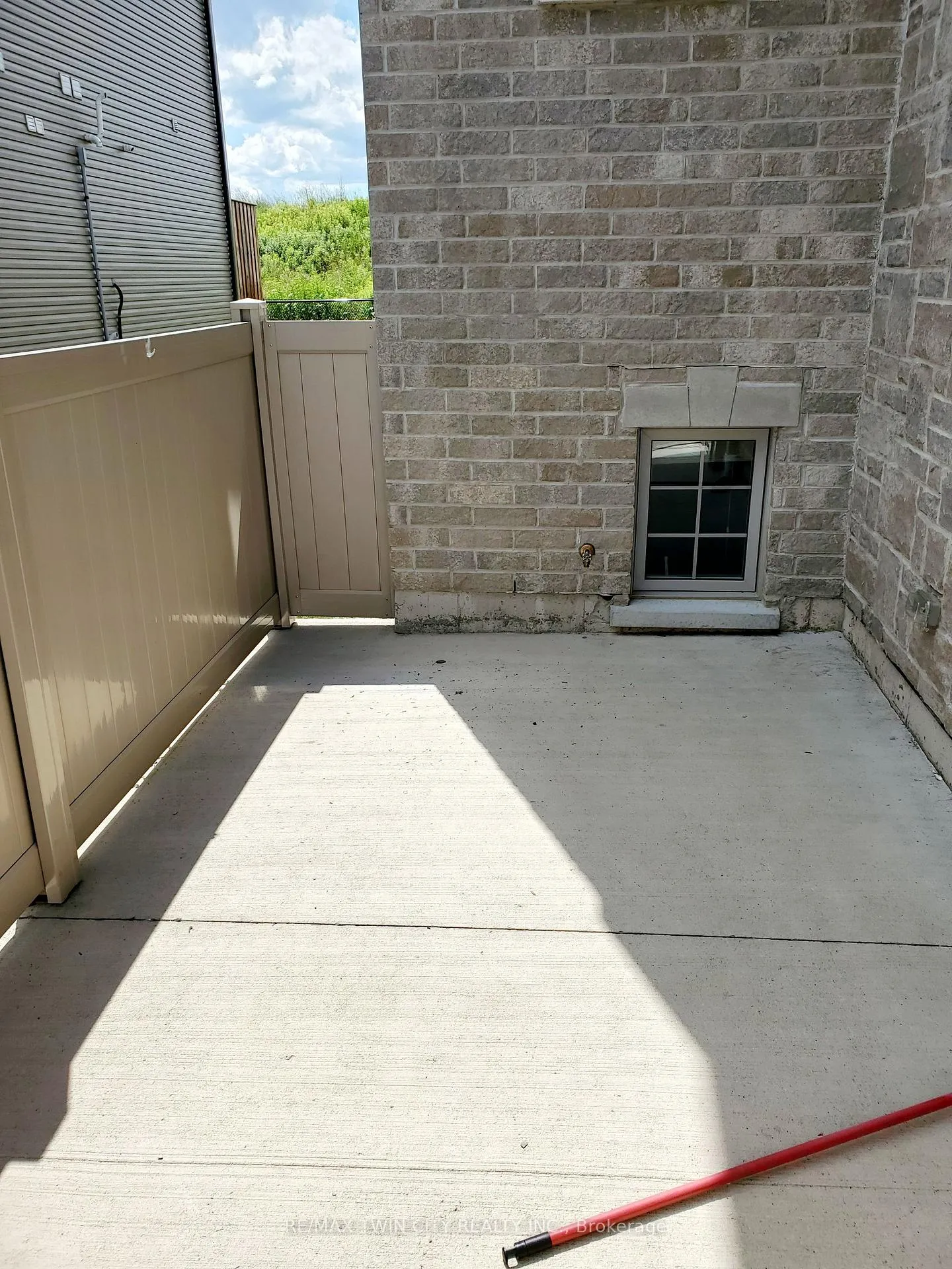 Photo 10 of Unit 18A, 388 Old Huron Road, Waterloo — HOMEH