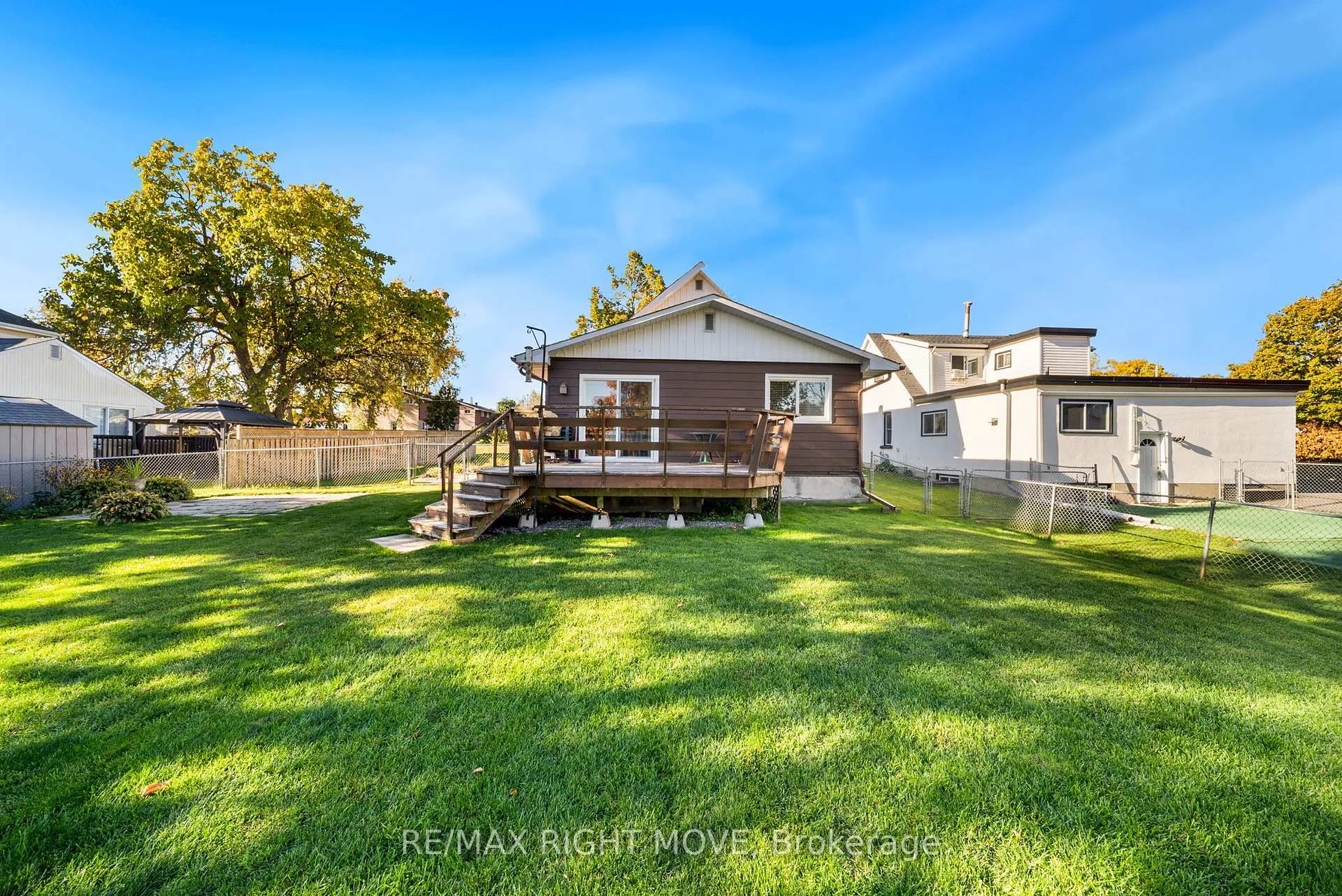 Photo 19 of 494 High Street, Orillia — HOMEH