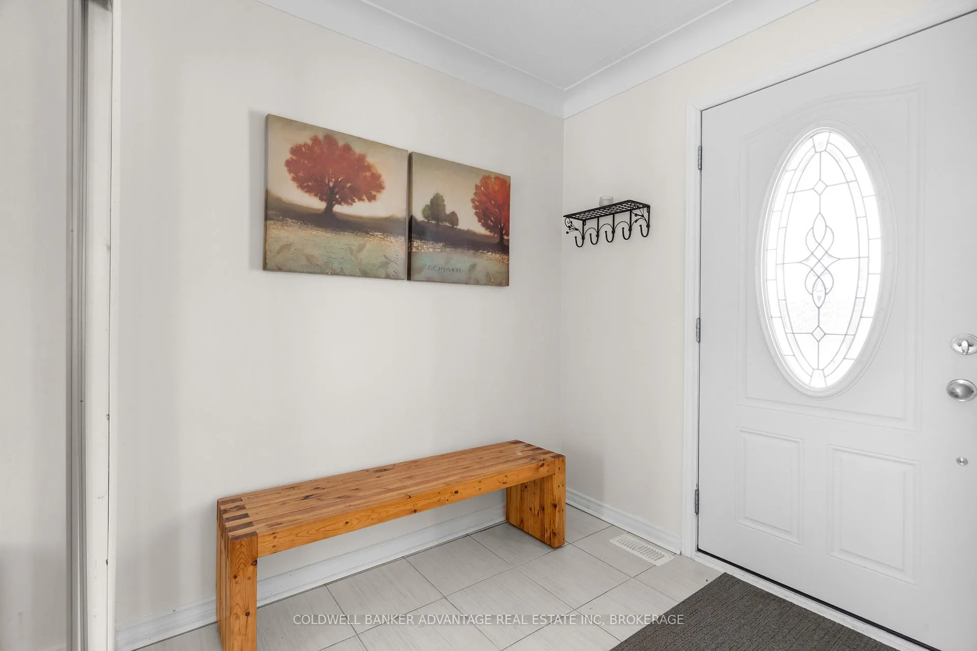 Photo 6 of 6413 Franklin Avenue, Niagara Falls, Dorchester — HOMEH