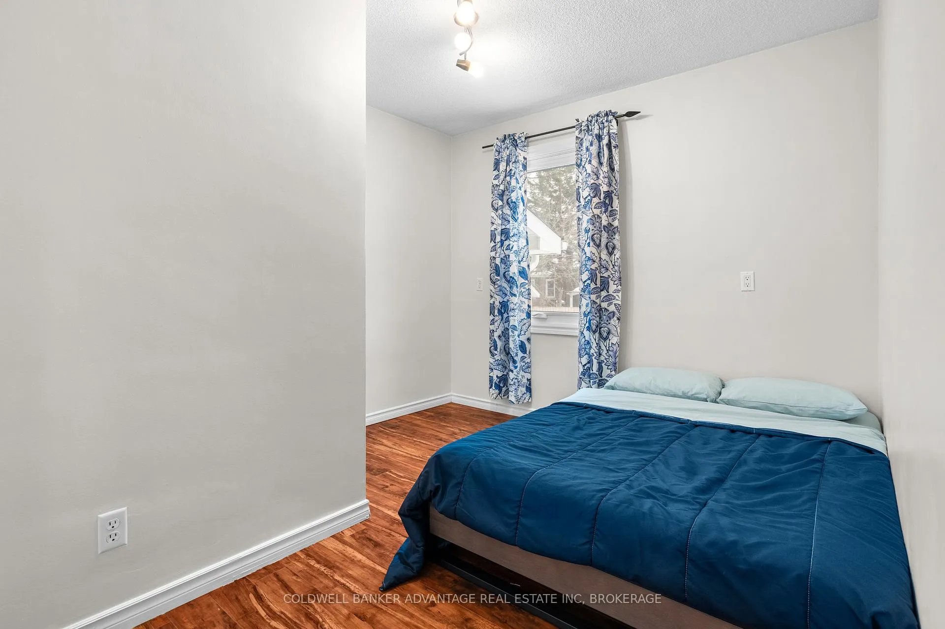 Photo 13 of 6413 Franklin Avenue, Niagara Falls, Dorchester — HOMEH
