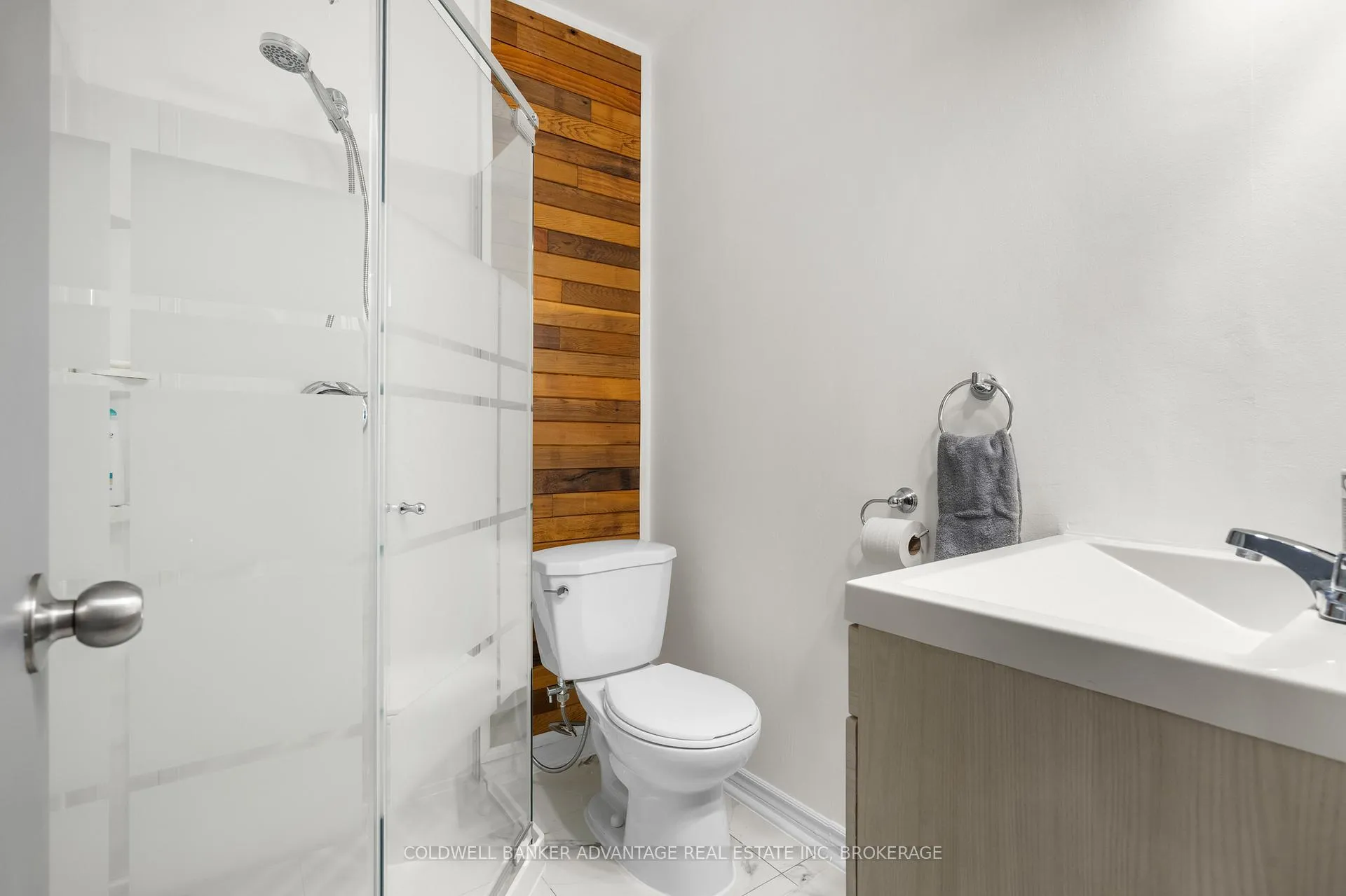 Photo 20 of 6413 Franklin Avenue, Niagara Falls, Dorchester — HOMEH