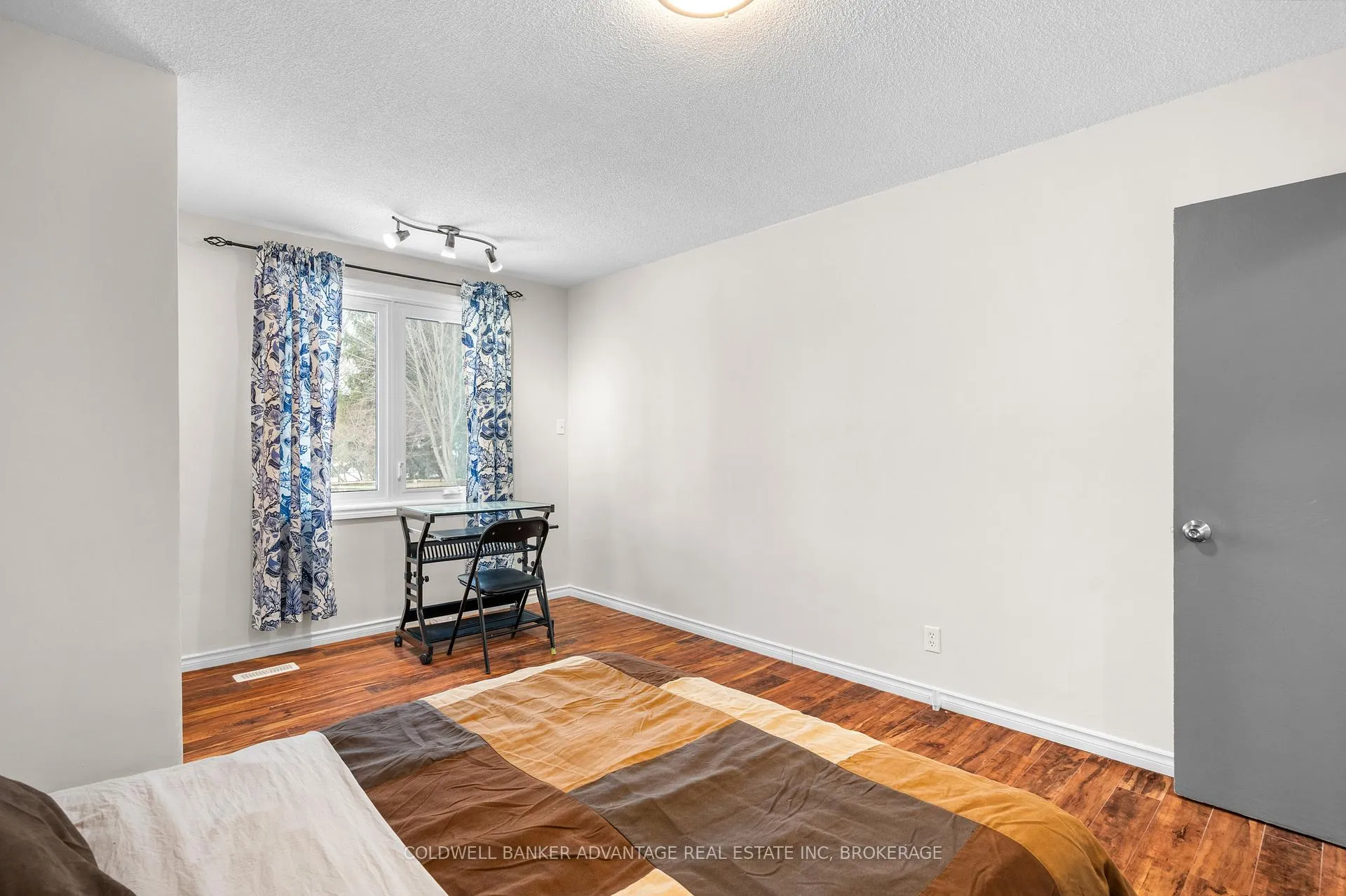 Photo 24 of 6413 Franklin Avenue, Niagara Falls, Dorchester — HOMEH