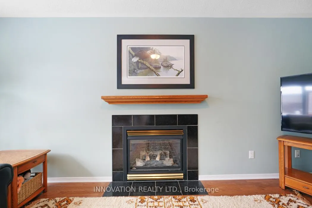 Photo 12 of 1500 Ambassador Avenue, Ottawa, Carson Grove — HOMEH