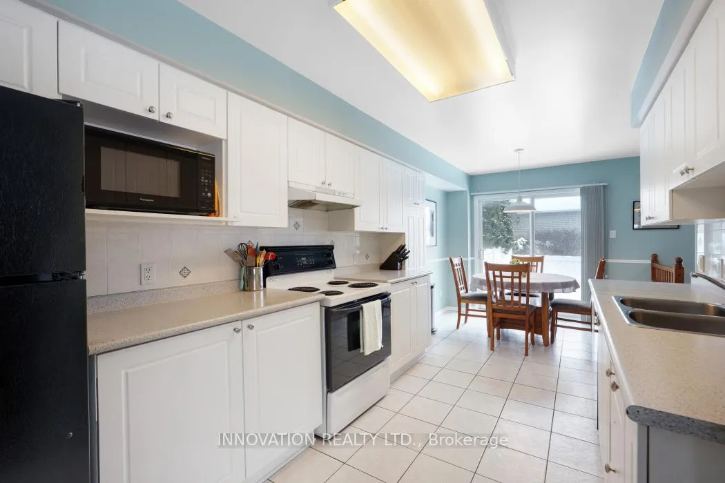 Photo 13 of 1500 Ambassador Avenue, Ottawa, Carson Grove — HOMEH