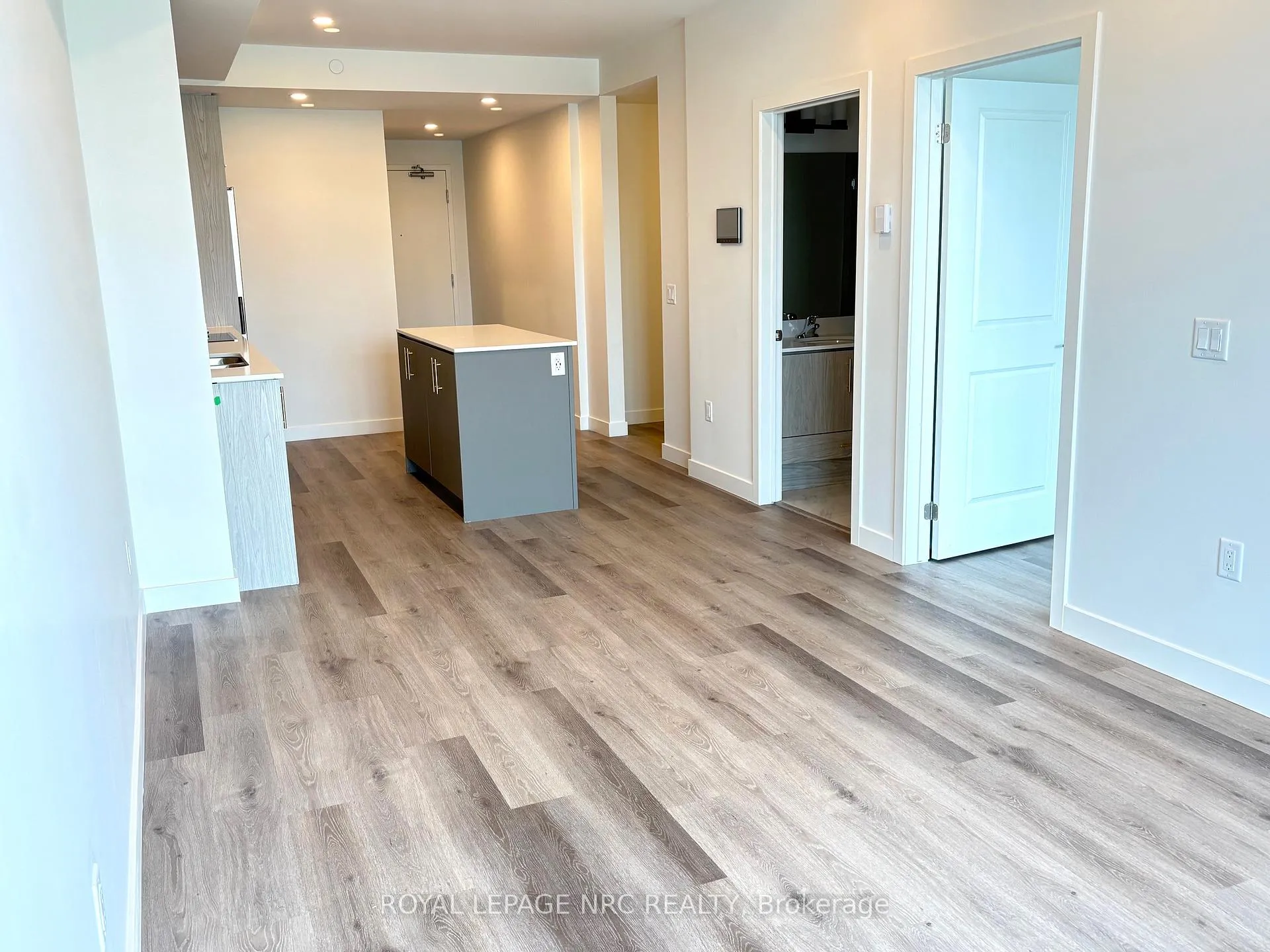 Photo 18 of Unit 227, 461 Green Road, Hamilton, Lakeshore — HOMEH