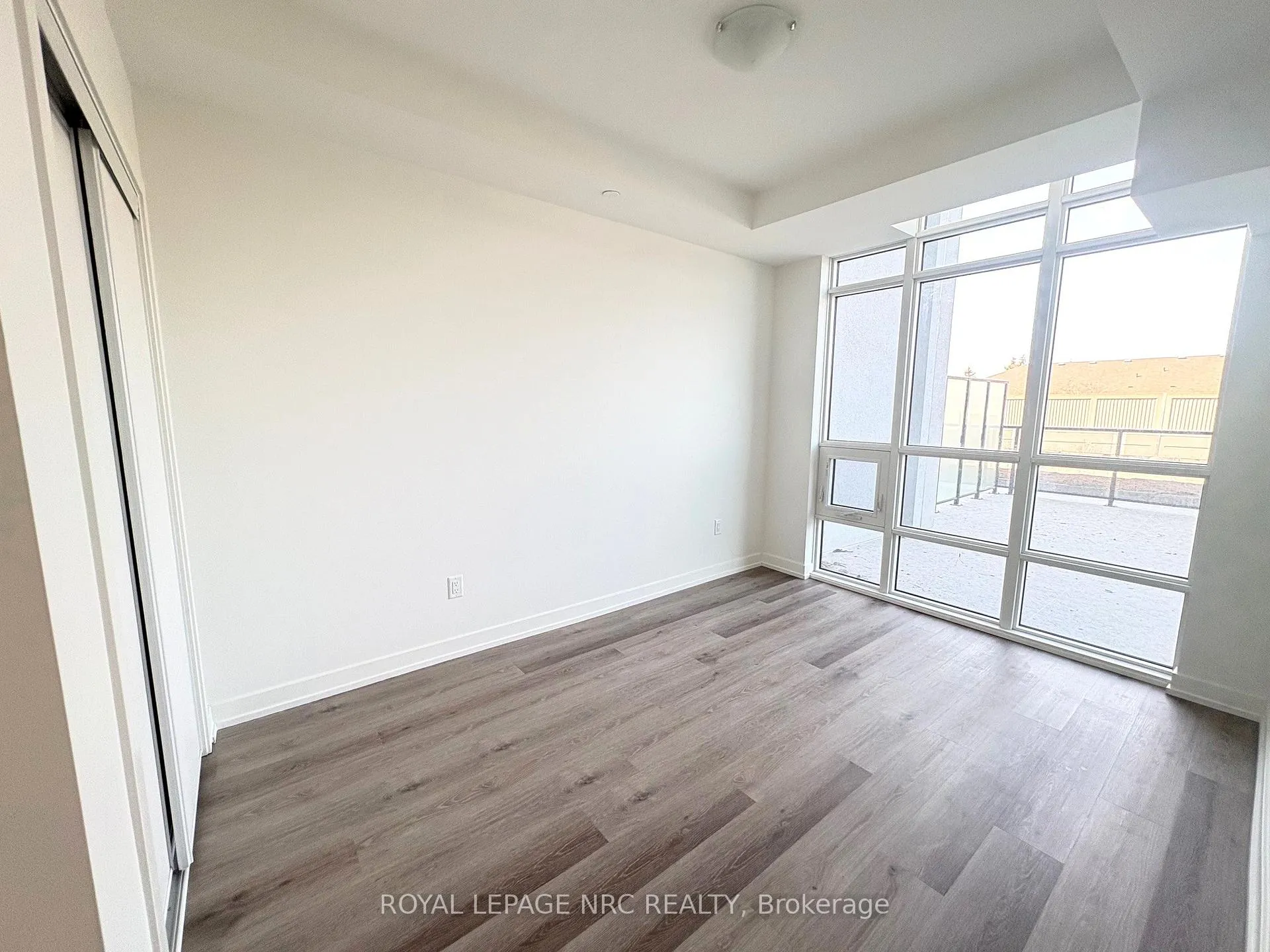 Photo 20 of Unit 227, 461 Green Road, Hamilton, Lakeshore — HOMEH