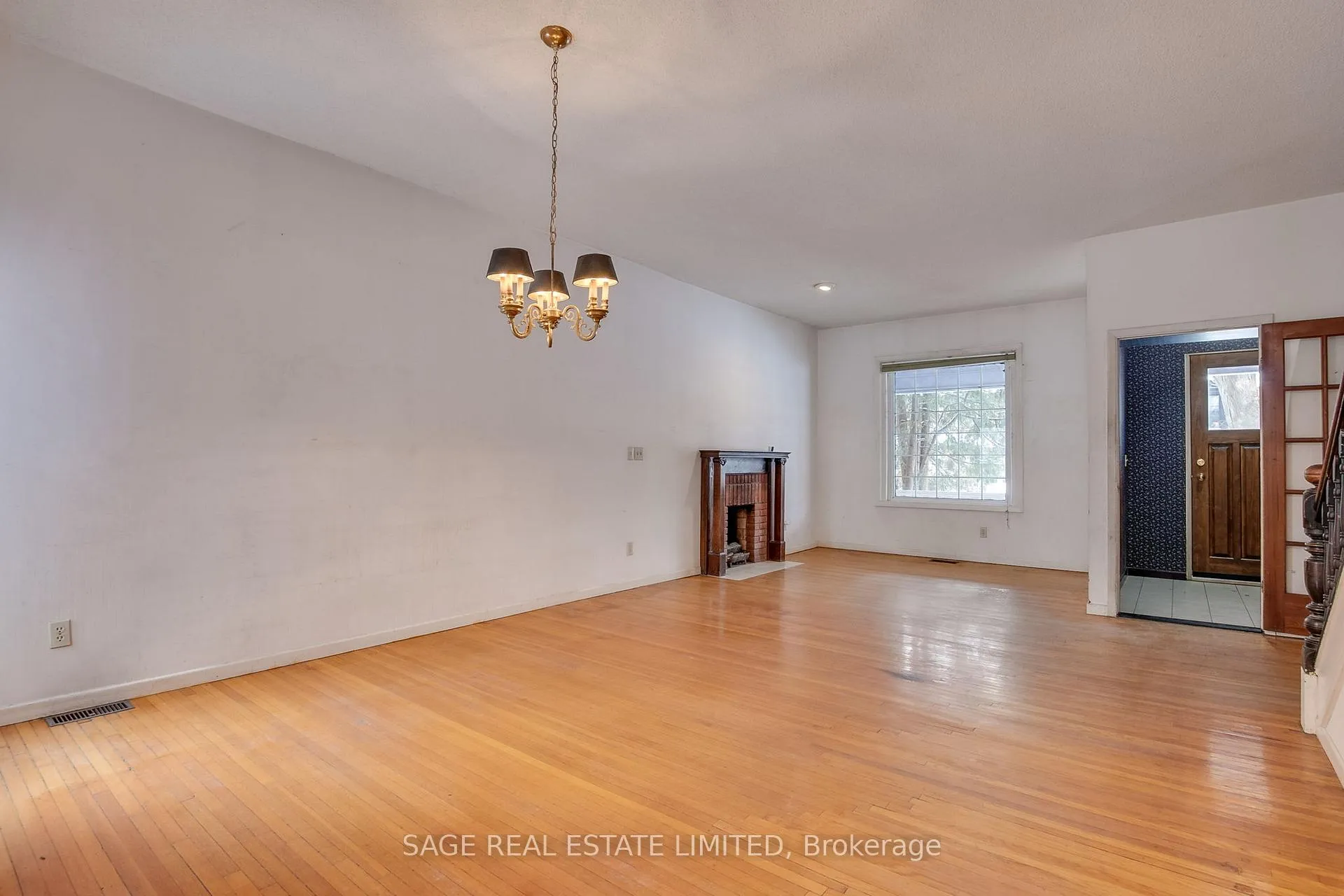 Photo 13 of 22 Simpson Avenue, Toronto, North Riverdale — HOMEH