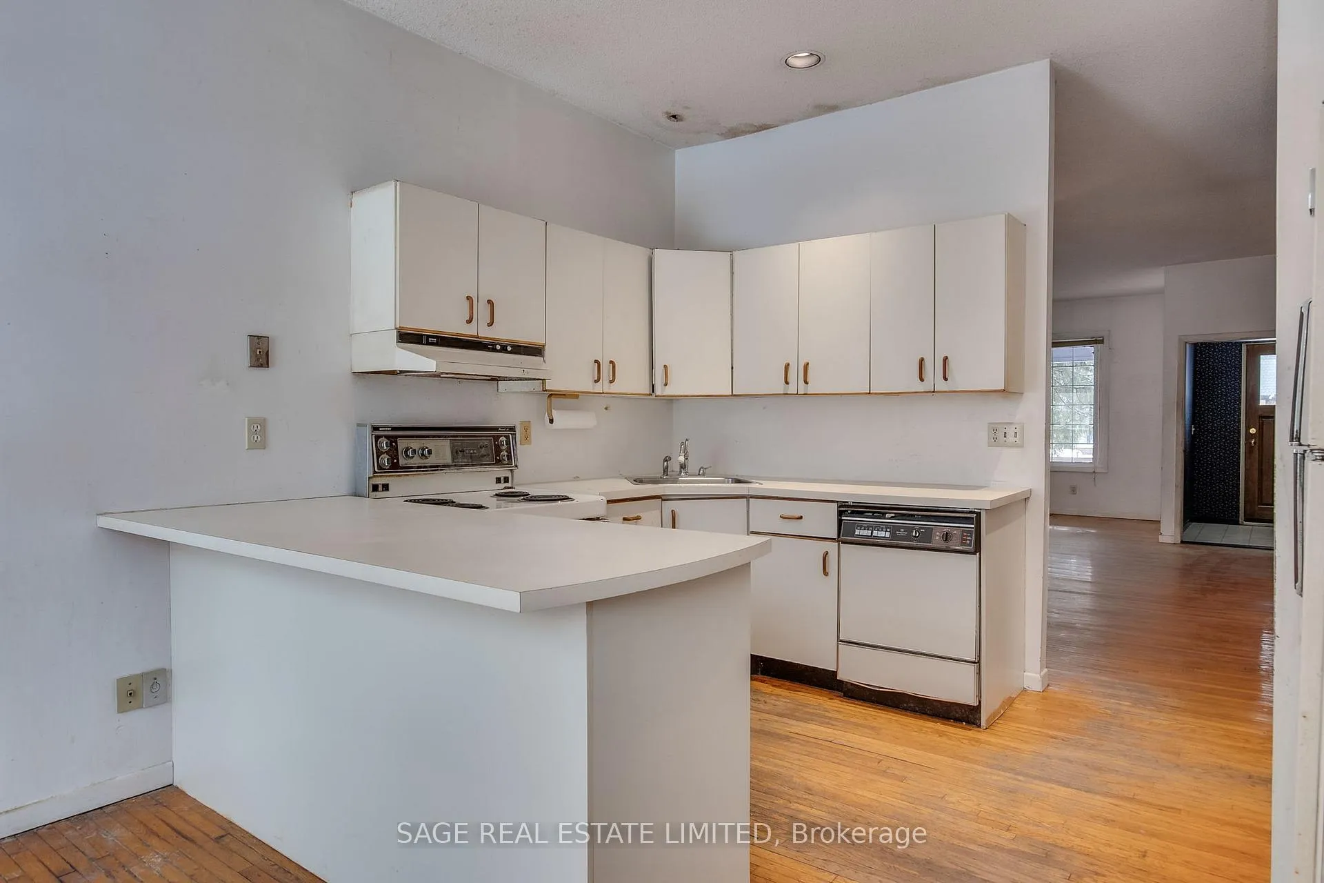 Photo 15 of 22 Simpson Avenue, Toronto, North Riverdale — HOMEH