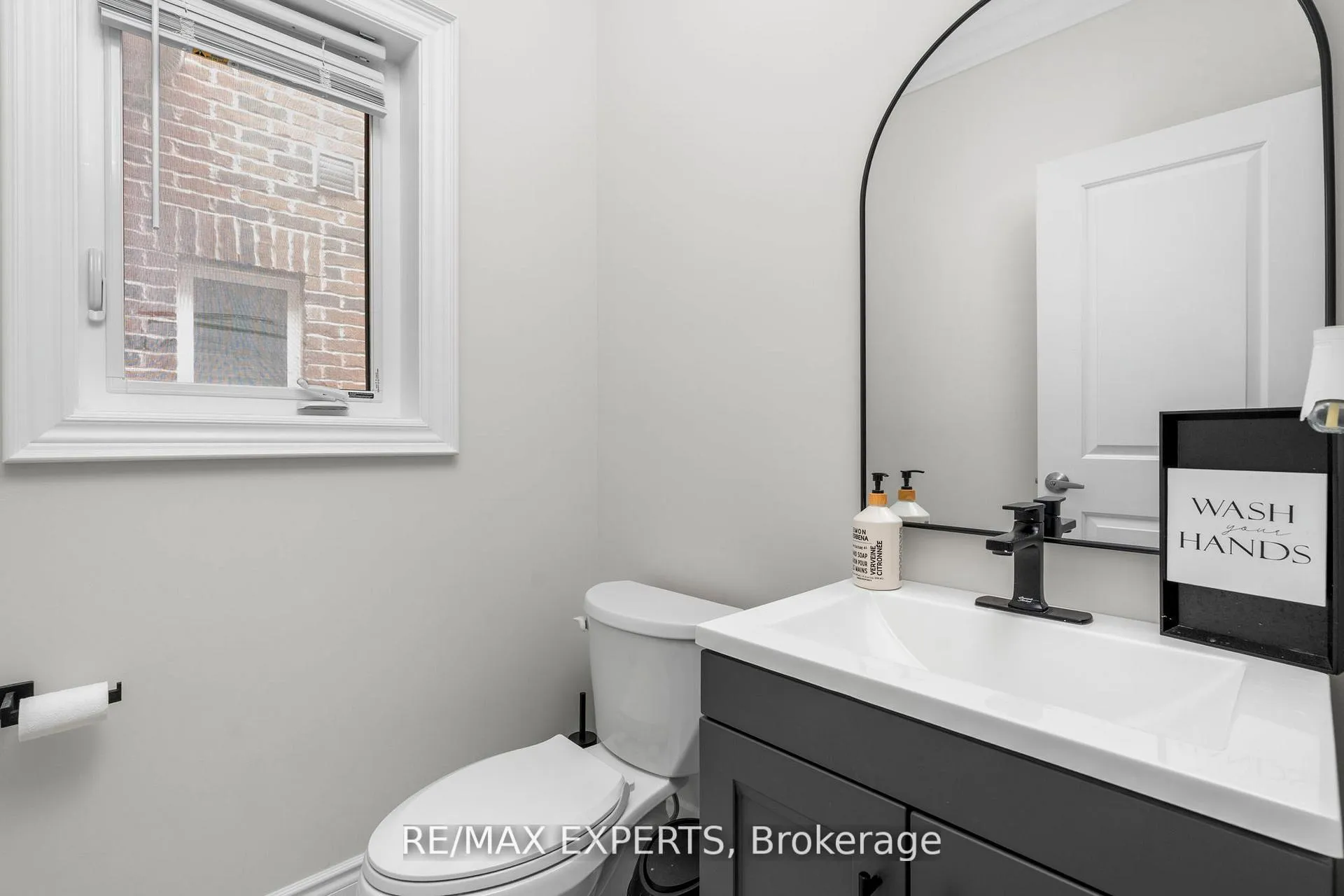 Photo 20 of 1430 Farrow Crescent, Innisfil, Alcona — HOMEH