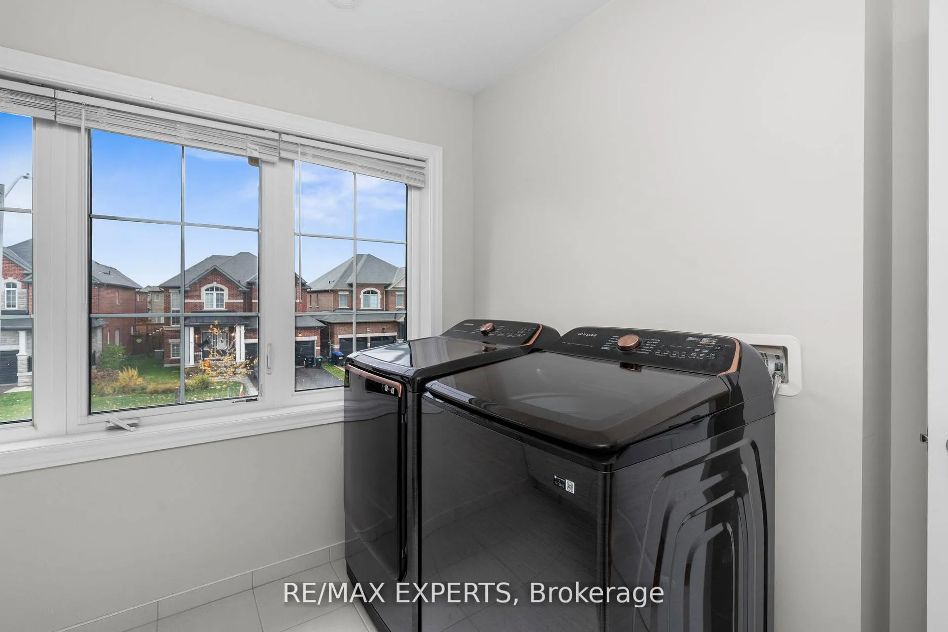 Photo 22 of 1430 Farrow Crescent, Innisfil, Alcona — HOMEH