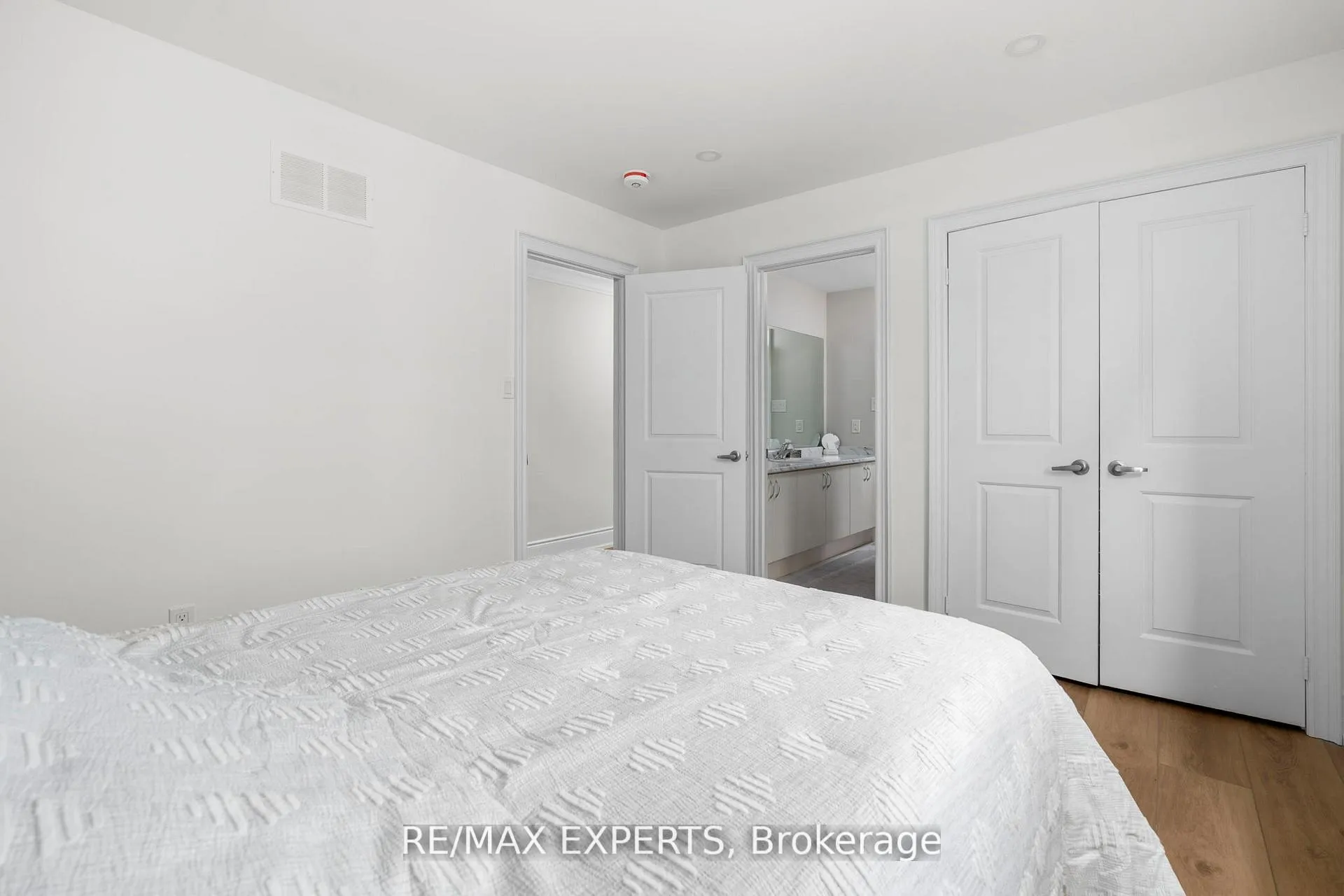 Photo 36 of 1430 Farrow Crescent, Innisfil, Alcona — HOMEH