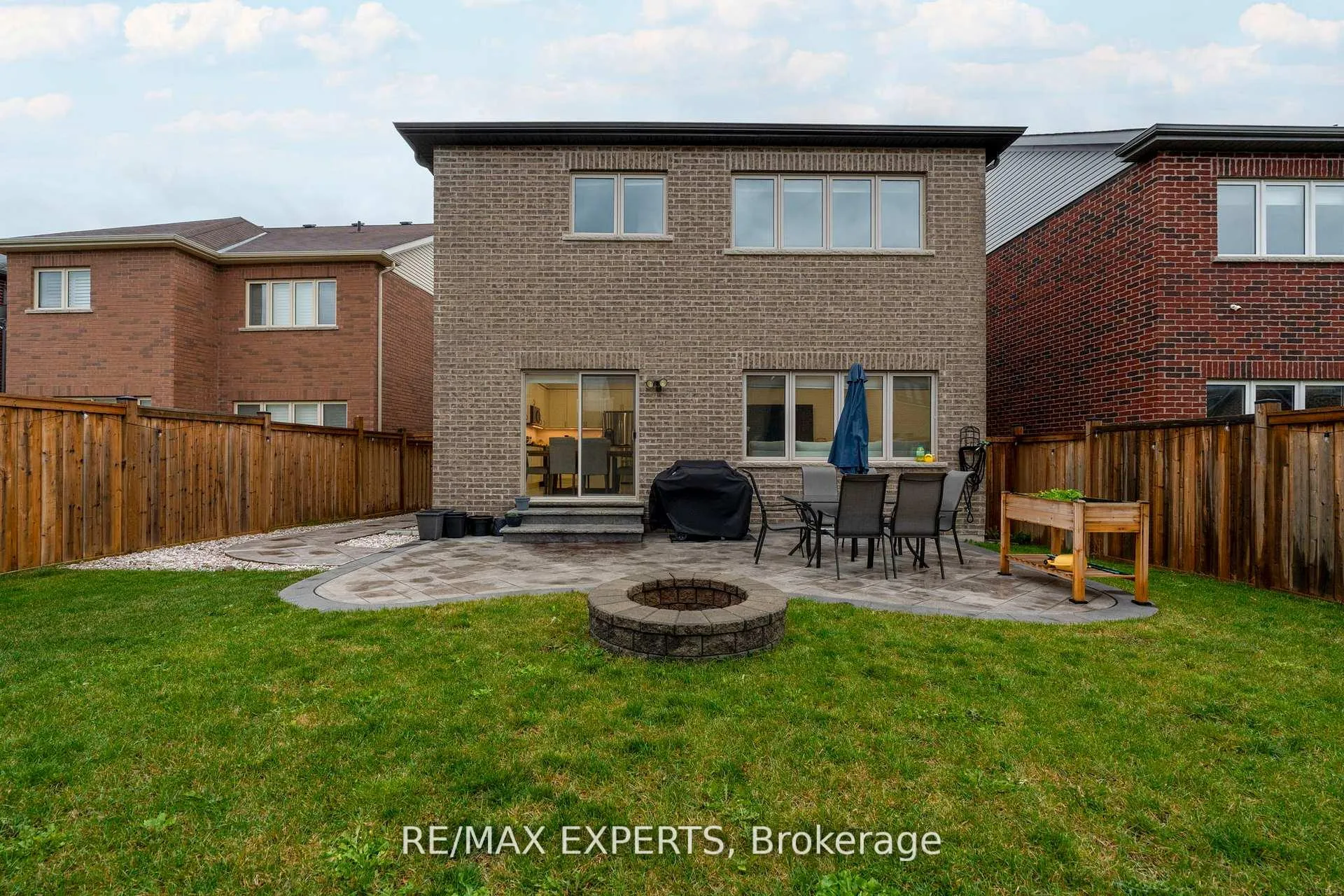 Photo 43 of 1430 Farrow Crescent, Innisfil, Alcona — HOMEH