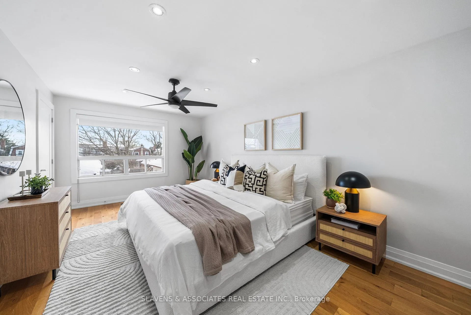 Photo 16 of 15 Ashbury Avenue, Toronto, Oakwood Village — HOMEH