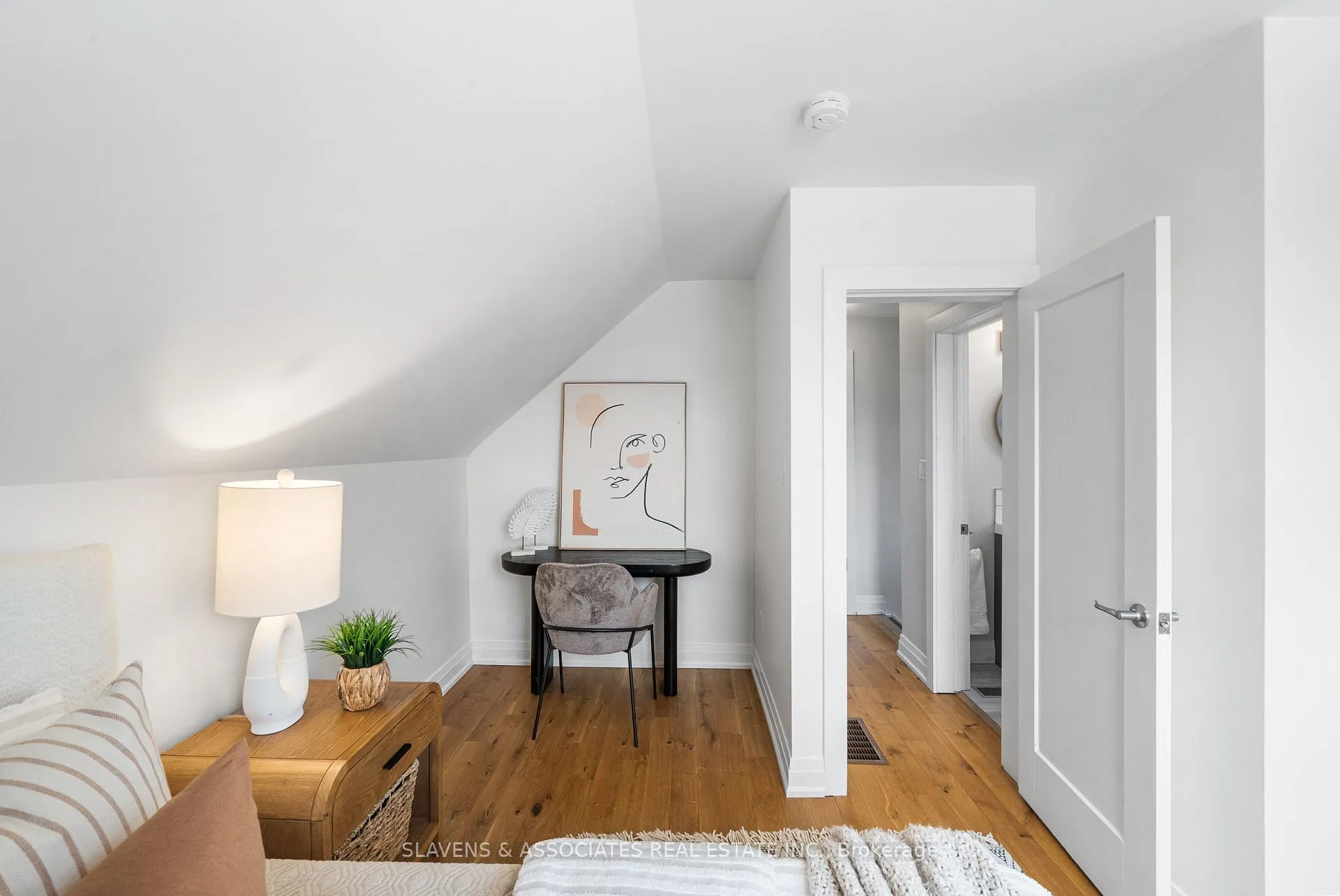 Photo 22 of 15 Ashbury Avenue, Toronto, Oakwood Village — HOMEH
