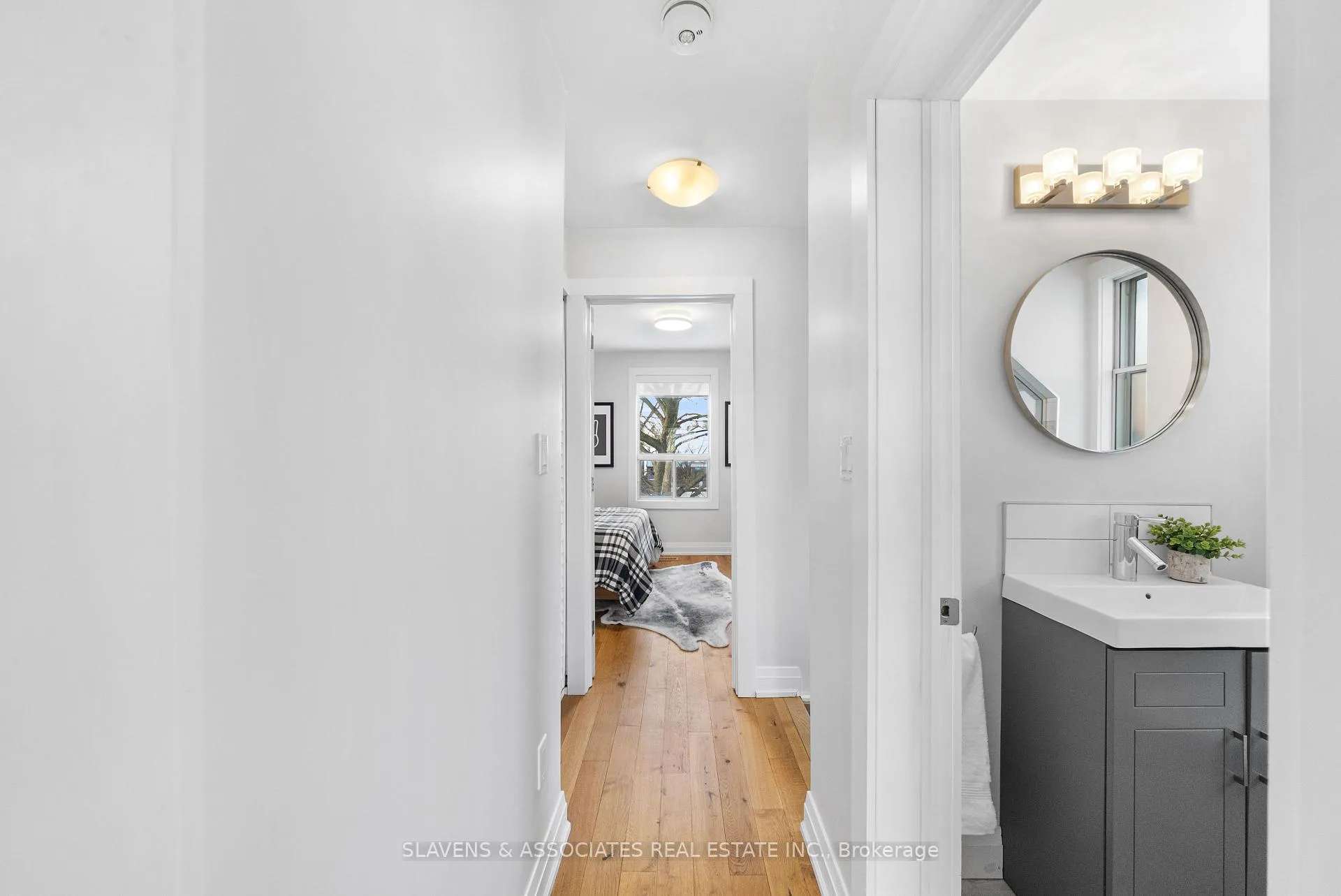Photo 25 of 15 Ashbury Avenue, Toronto, Oakwood Village — HOMEH