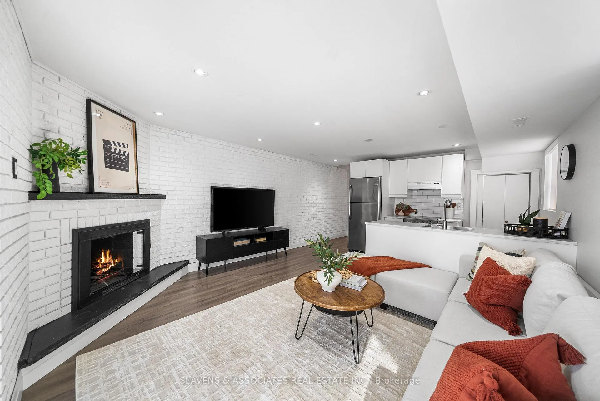 Photo 32 of 15 Ashbury Avenue, Toronto, Oakwood Village — HOMEH