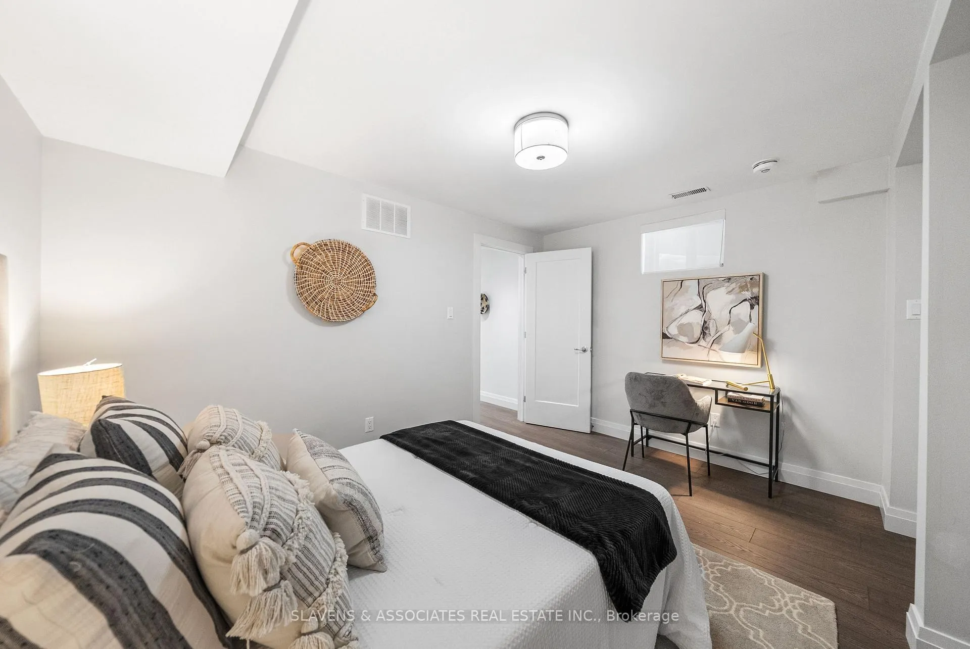 Photo 36 of 15 Ashbury Avenue, Toronto, Oakwood Village — HOMEH