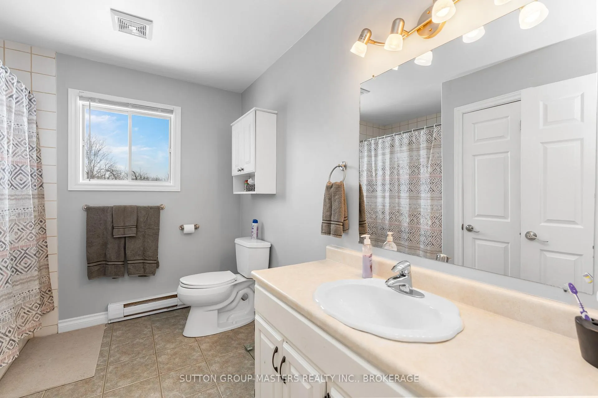 Photo 25 of 3224 Campbell Road, Frontenac, Frontenac South — HOMEH