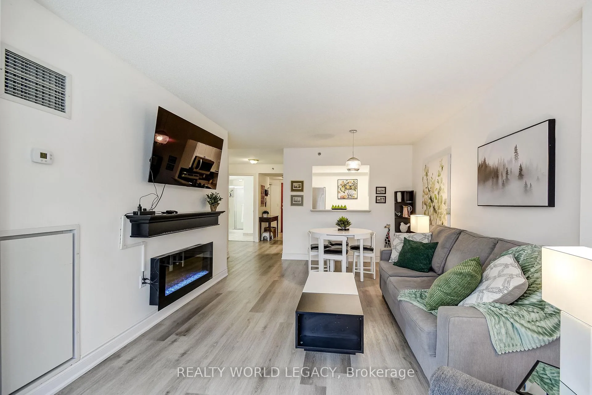 Photo 17 of Unit 1409, 100 Burloak Drive, Burlington, Appleby — HOMEH