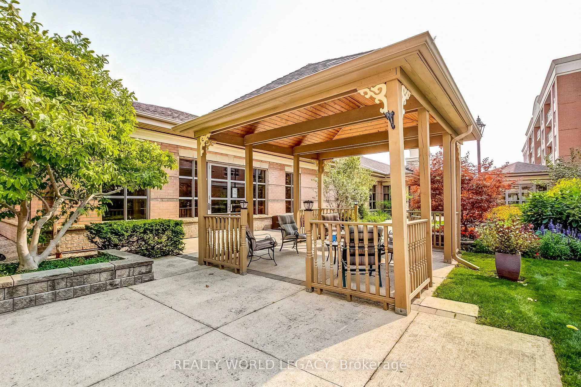 Photo 39 of Unit 1409, 100 Burloak Drive, Burlington, Appleby — HOMEH