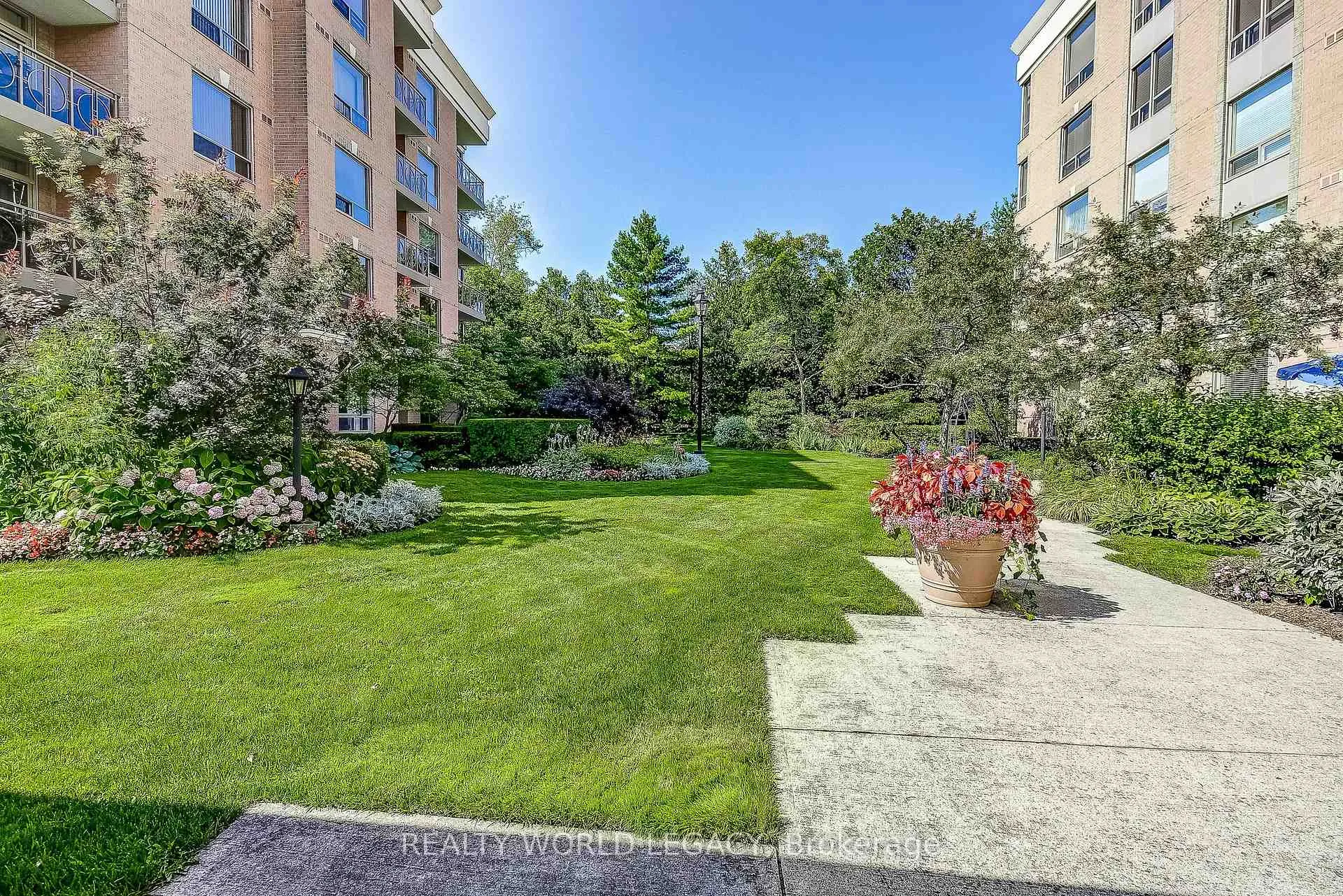 Photo 43 of Unit 1409, 100 Burloak Drive, Burlington, Appleby — HOMEH
