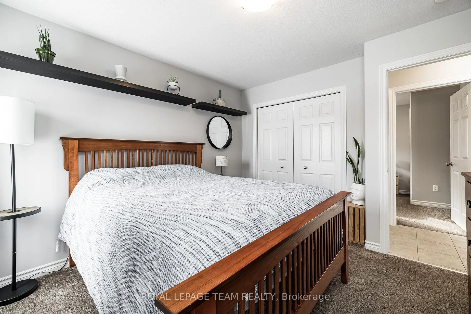 Photo 19 of 17 Lee Avenue, Smiths Falls — HOMEH