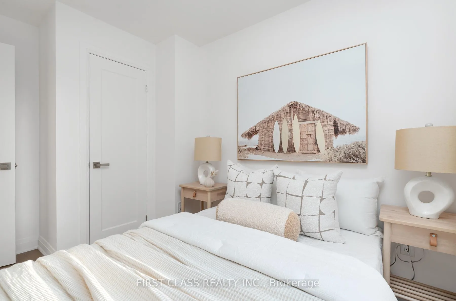 Photo 21 of 38 Bonnie Brae Boulevard, Toronto, Danforth Village-East York — HOMEH