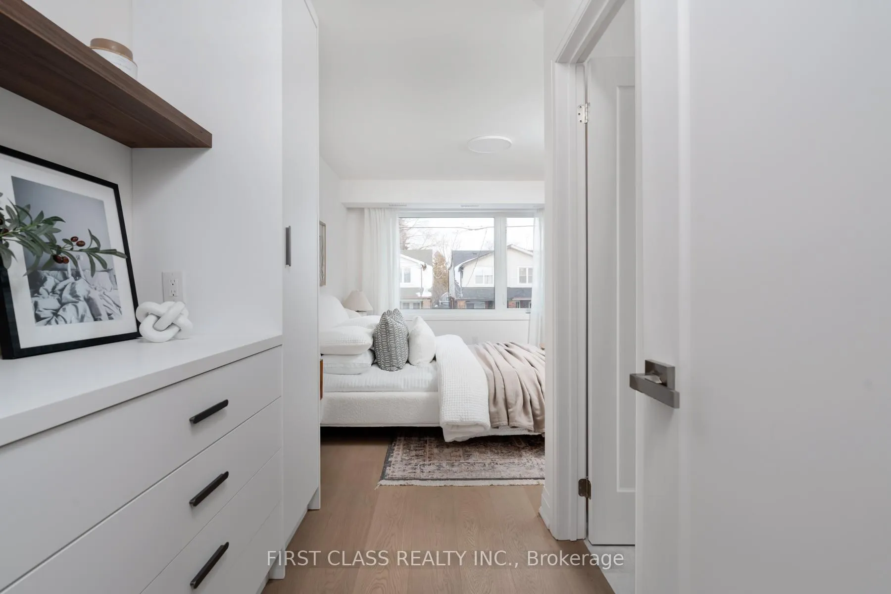 Photo 24 of 38 Bonnie Brae Boulevard, Toronto, Danforth Village-East York — HOMEH