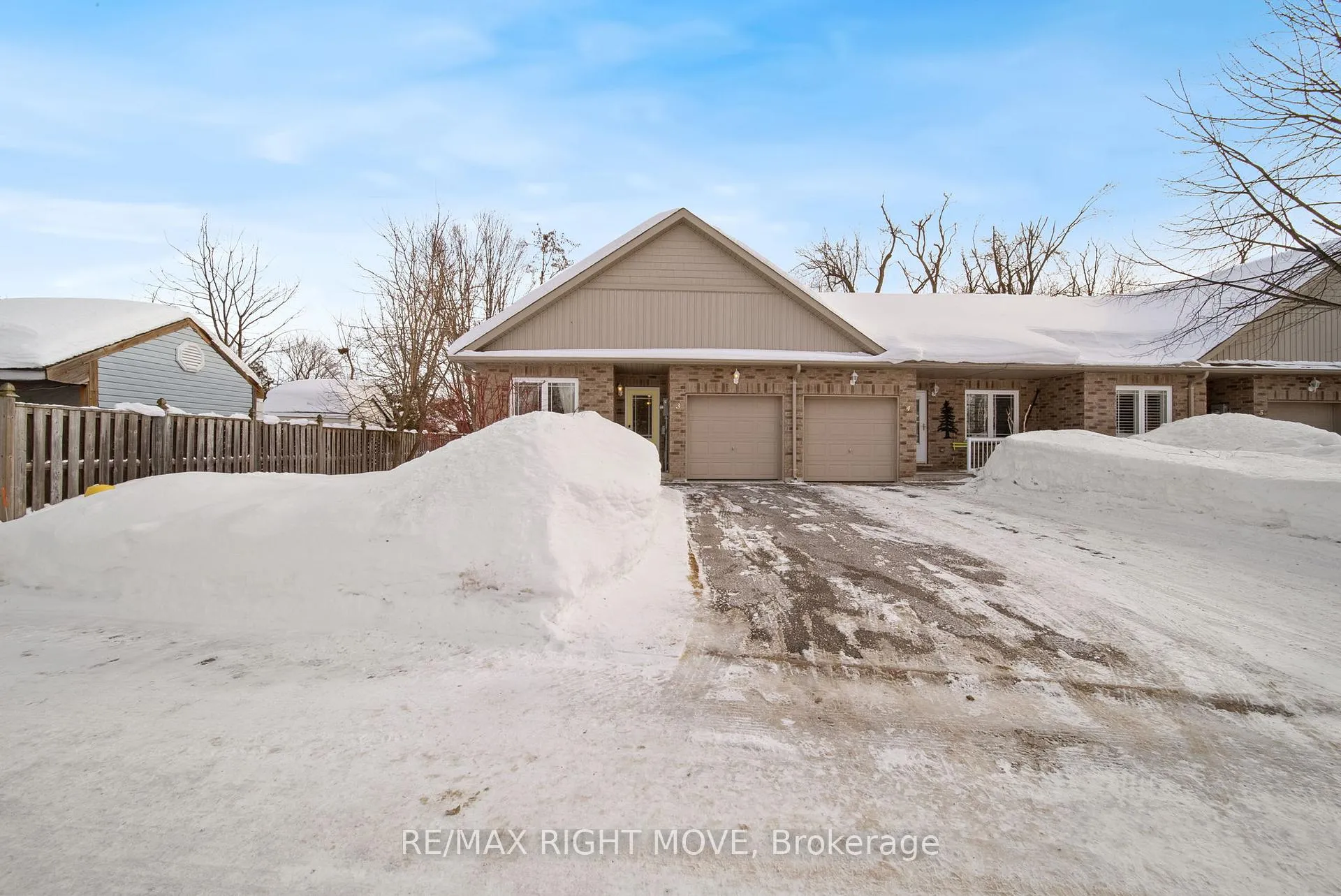 Photo 1 of 3 Taylor Drive, Orillia — HOMEH