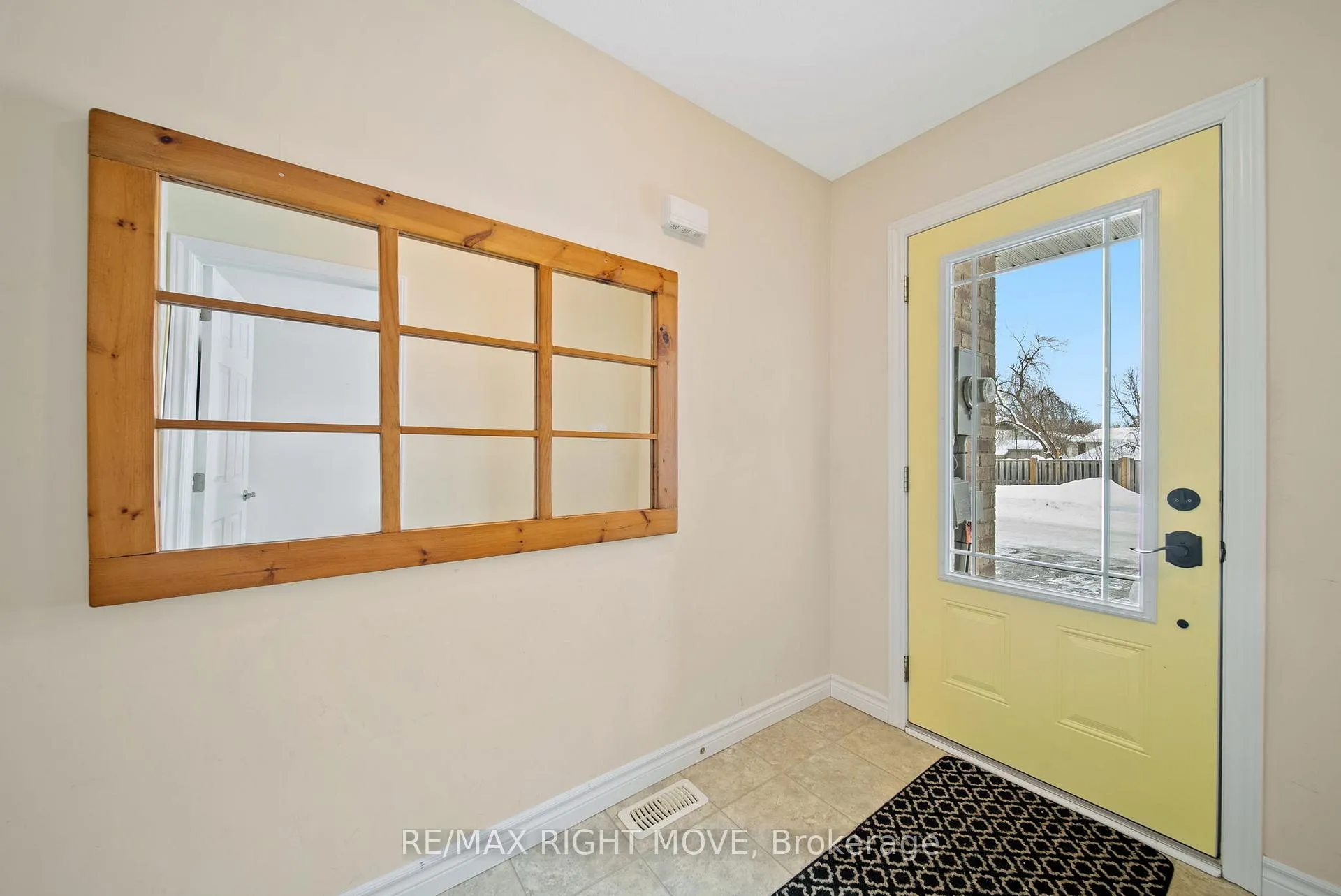 Photo 3 of 3 Taylor Drive, Orillia — HOMEH