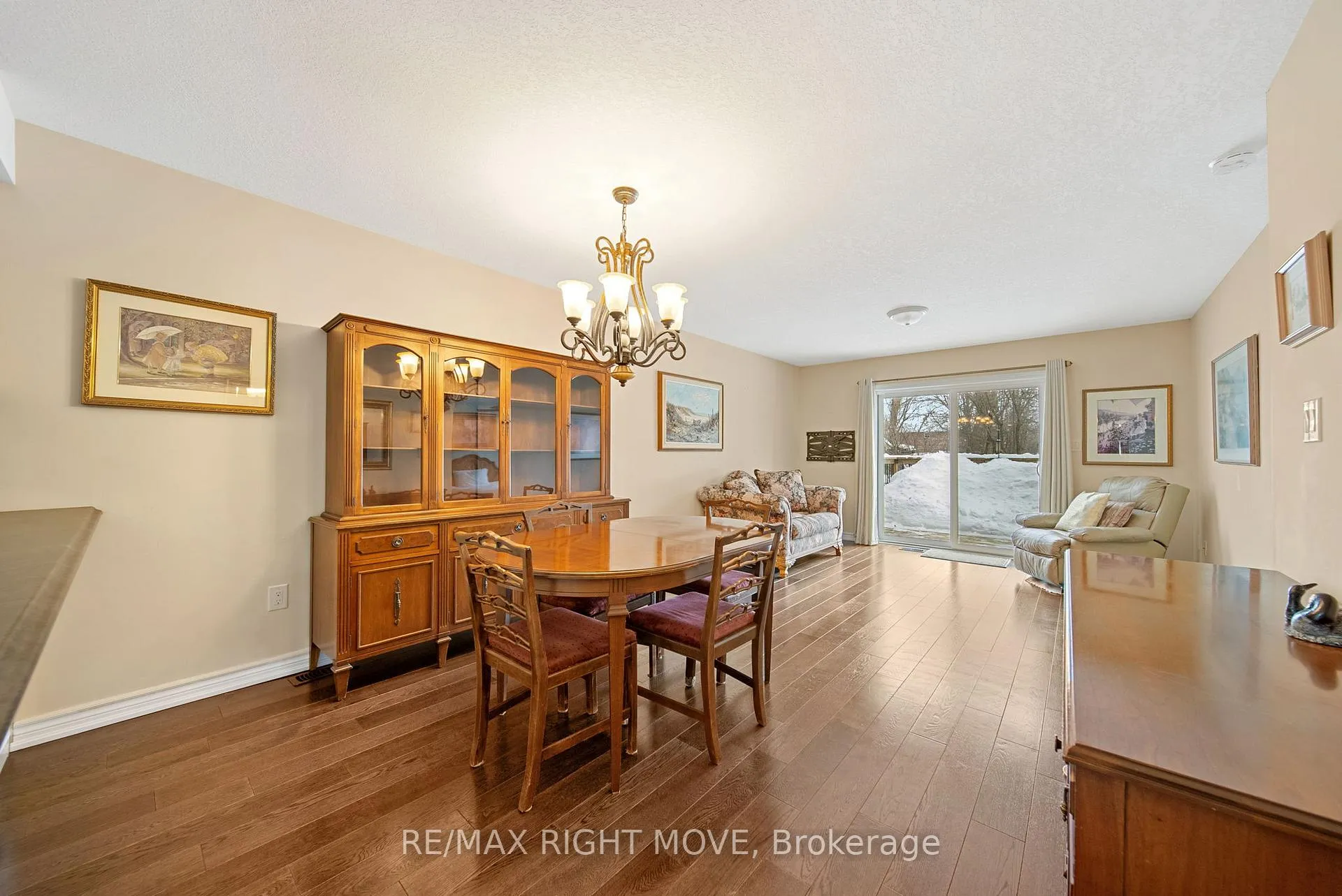 Photo 16 of 3 Taylor Drive, Orillia — HOMEH