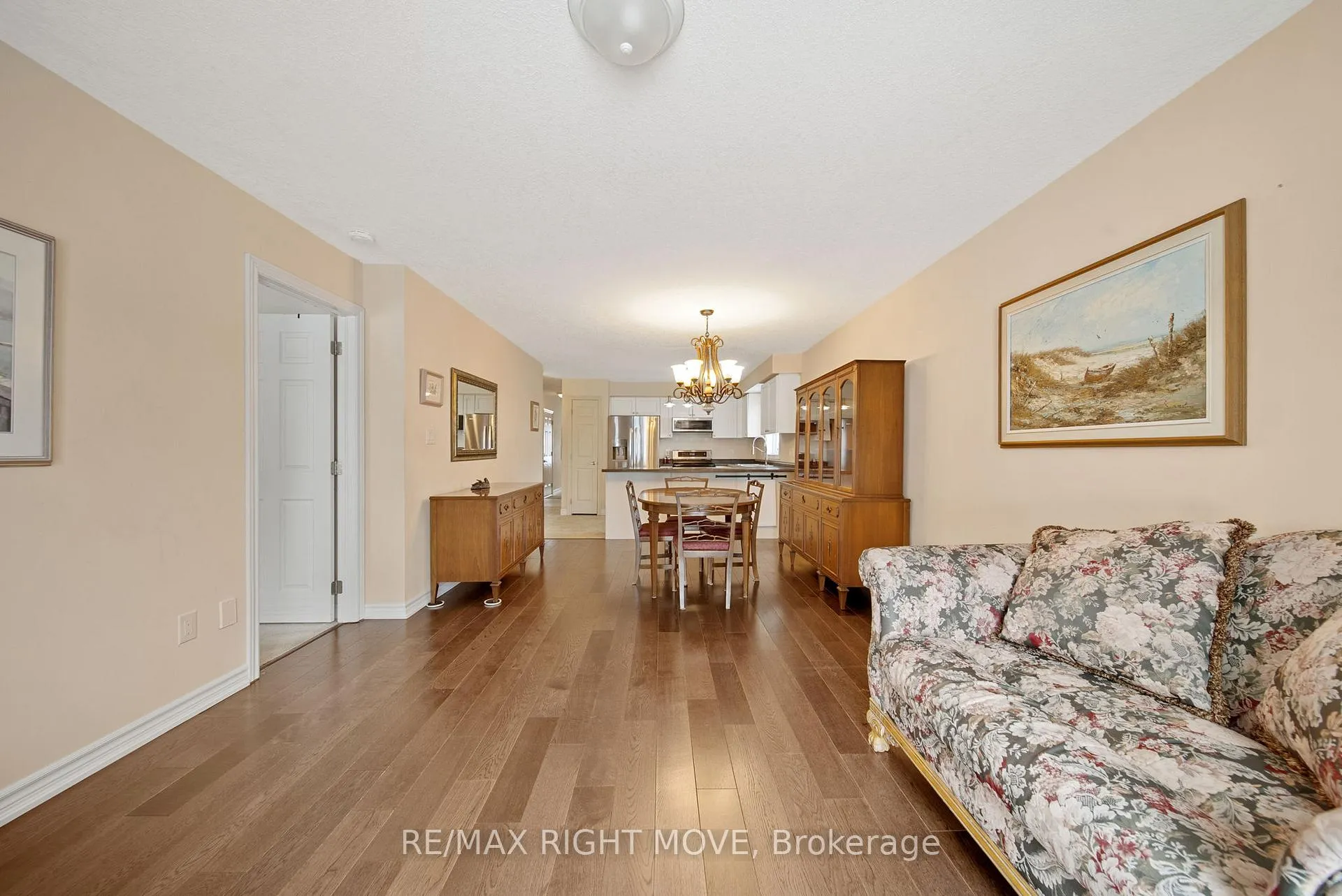 Photo 20 of 3 Taylor Drive, Orillia — HOMEH