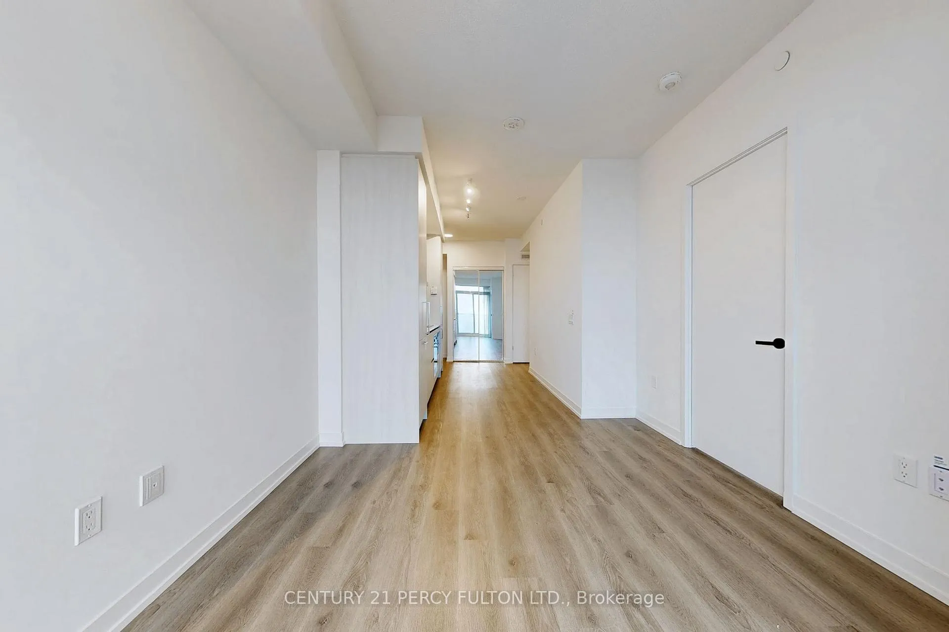 Photo 14 of Unit 2108, 225 Commerce Street, Vaughan, Vaughan Corporate Centre — HOMEH