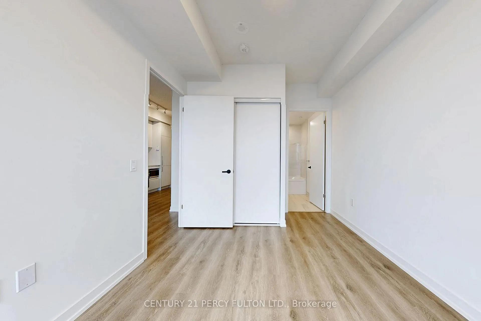 Photo 23 of Unit 2108, 225 Commerce Street, Vaughan, Vaughan Corporate Centre — HOMEH