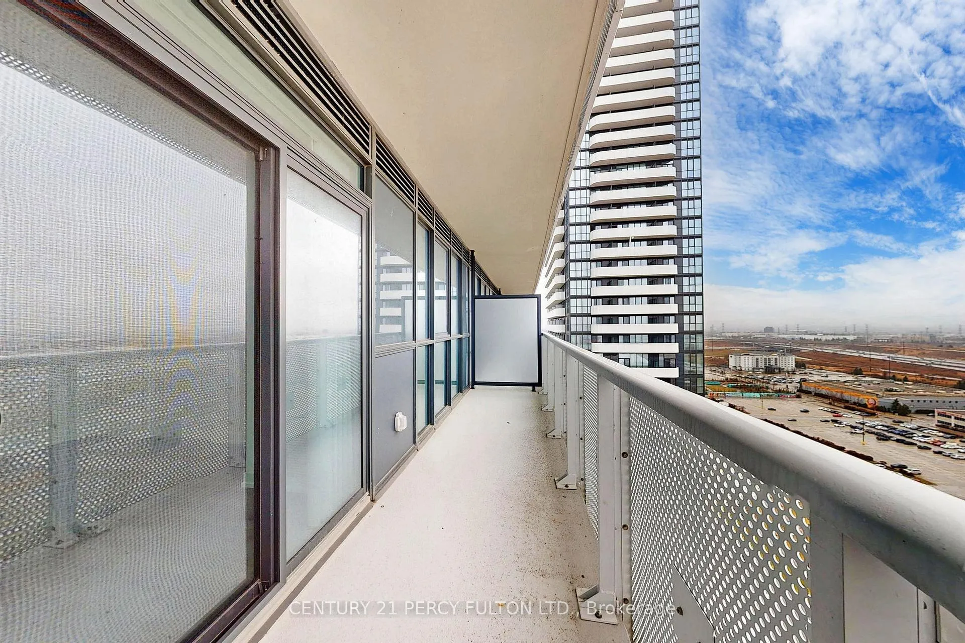 Photo 33 of Unit 2108, 225 Commerce Street, Vaughan, Vaughan Corporate Centre — HOMEH