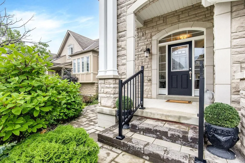 Photo 2 of 30 Waterview Road, Wasaga Beach — HOMEH