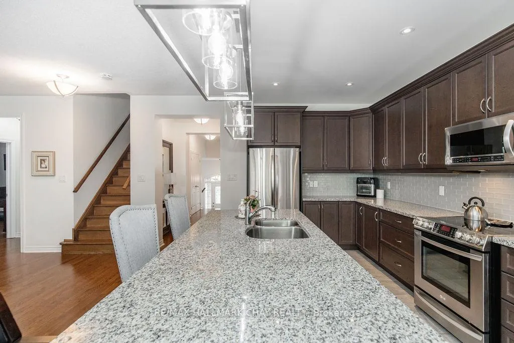 Photo 10 of 30 Waterview Road, Wasaga Beach — HOMEH