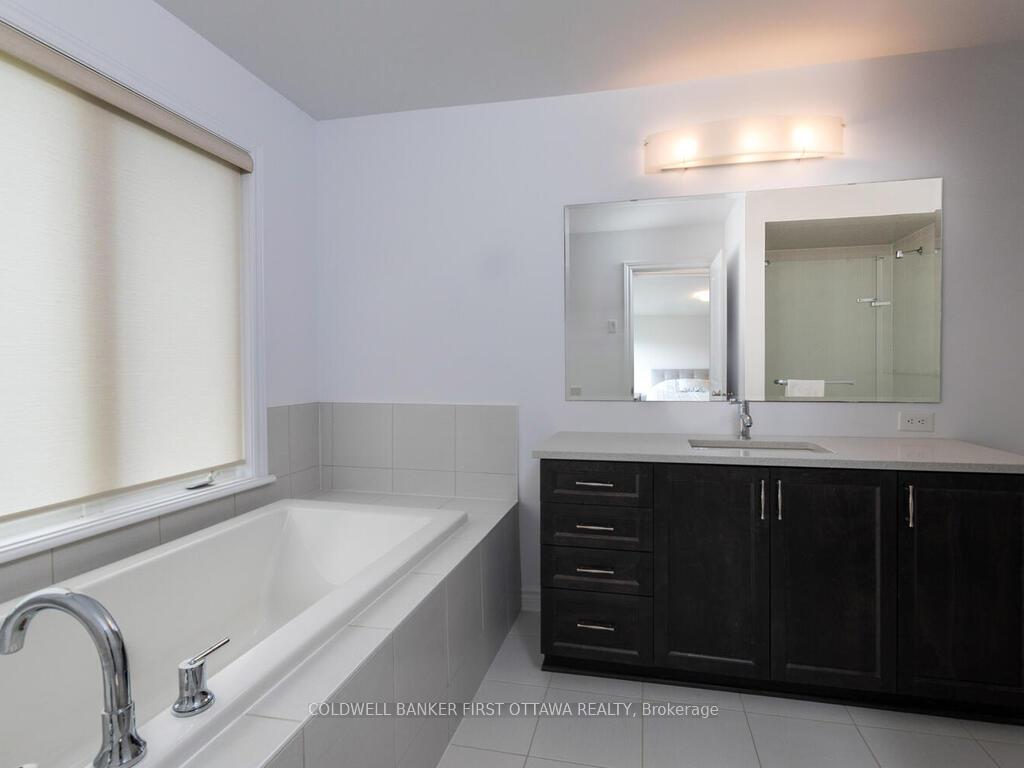 Photo 24 of 736 Twist Way, Ottawa, Kanata - Emerald Meadows/Trailwest — HOMEH