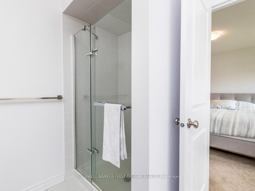 Photo 26 of 736 Twist Way, Ottawa, Kanata - Emerald Meadows/Trailwest — HOMEH
