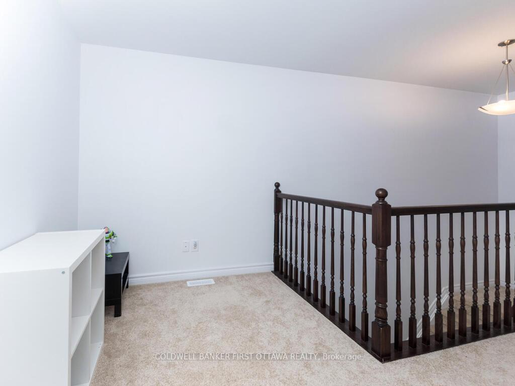 Photo 29 of 736 Twist Way, Ottawa, Kanata - Emerald Meadows/Trailwest — HOMEH