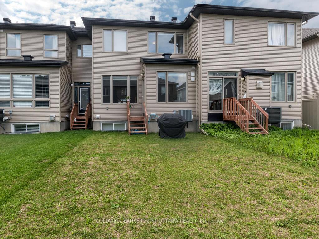 Photo 32 of 736 Twist Way, Ottawa, Kanata - Emerald Meadows/Trailwest — HOMEH