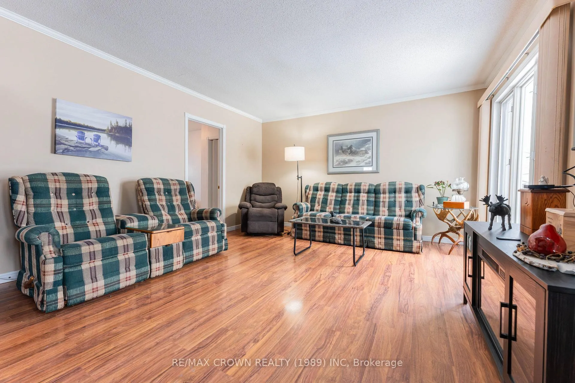 Photo 8 of 16 Lasalle Avenue, Kapuskasing — HOMEH