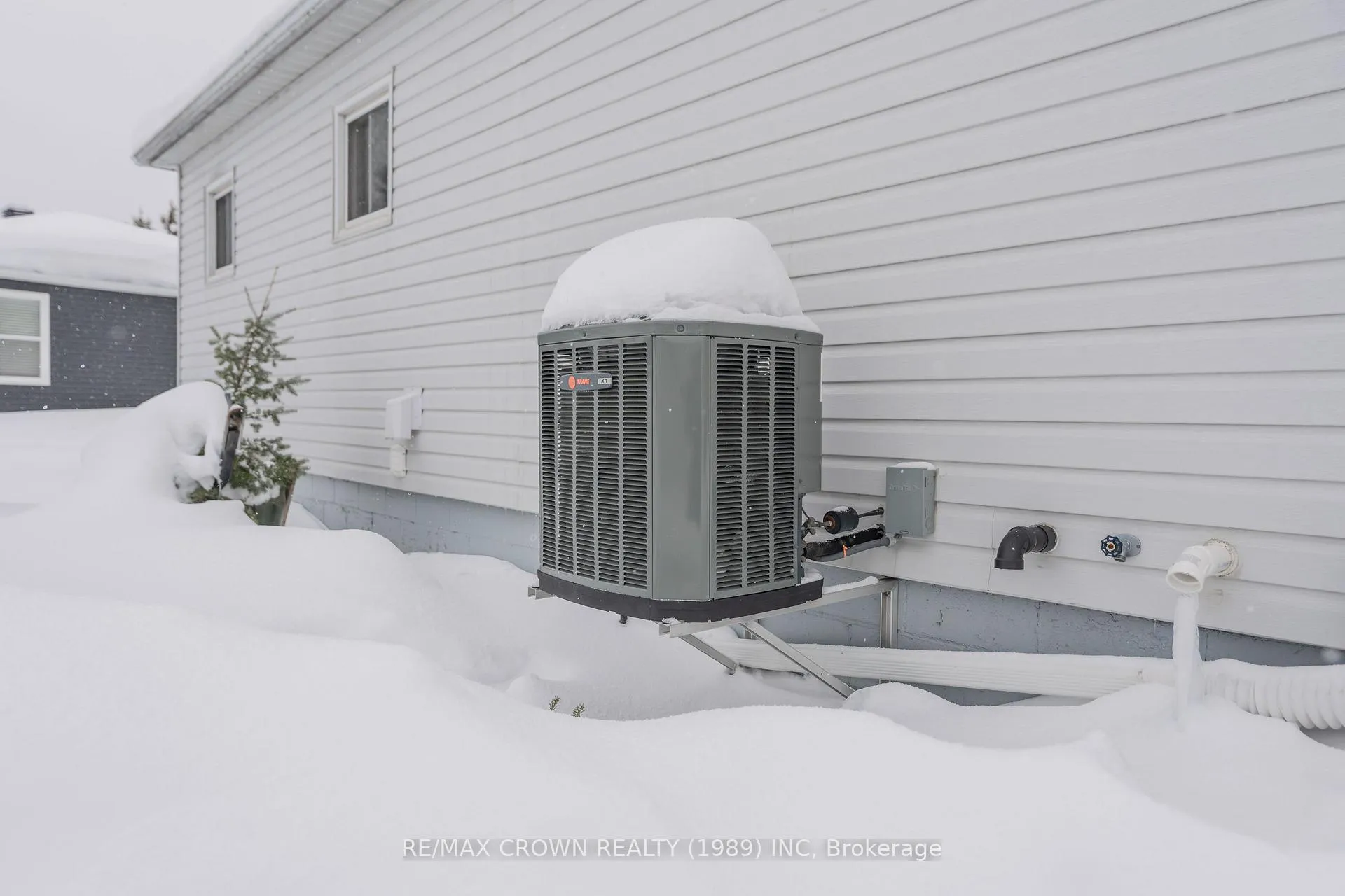 Photo 41 of 16 Lasalle Avenue, Kapuskasing — HOMEH