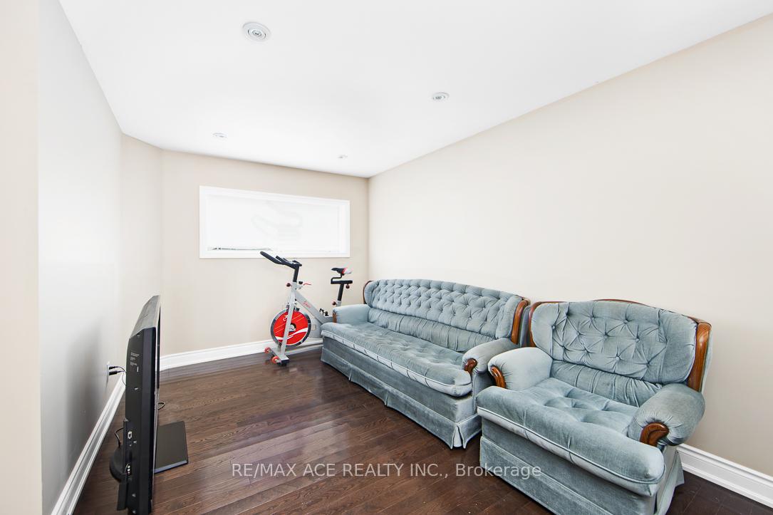 Photo 5 of Unit Main, 205 Emerson Street, Hamilton, Ainslie Wood — HOMEH
